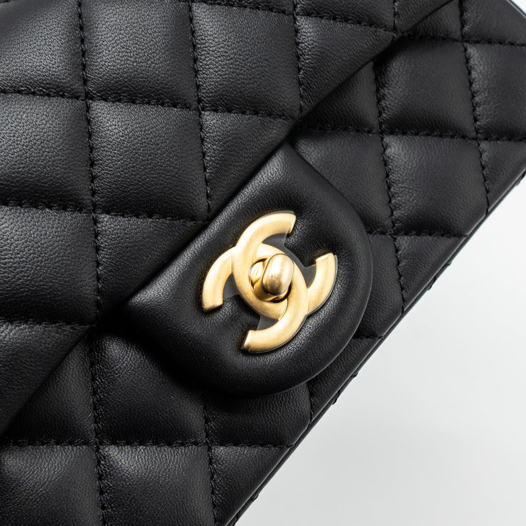 CHANEL 23K PEARL CRUSH MINI RECTANGULAR FLAP BAG LAMBSKIN BLACK GHW (MICROCHIP)