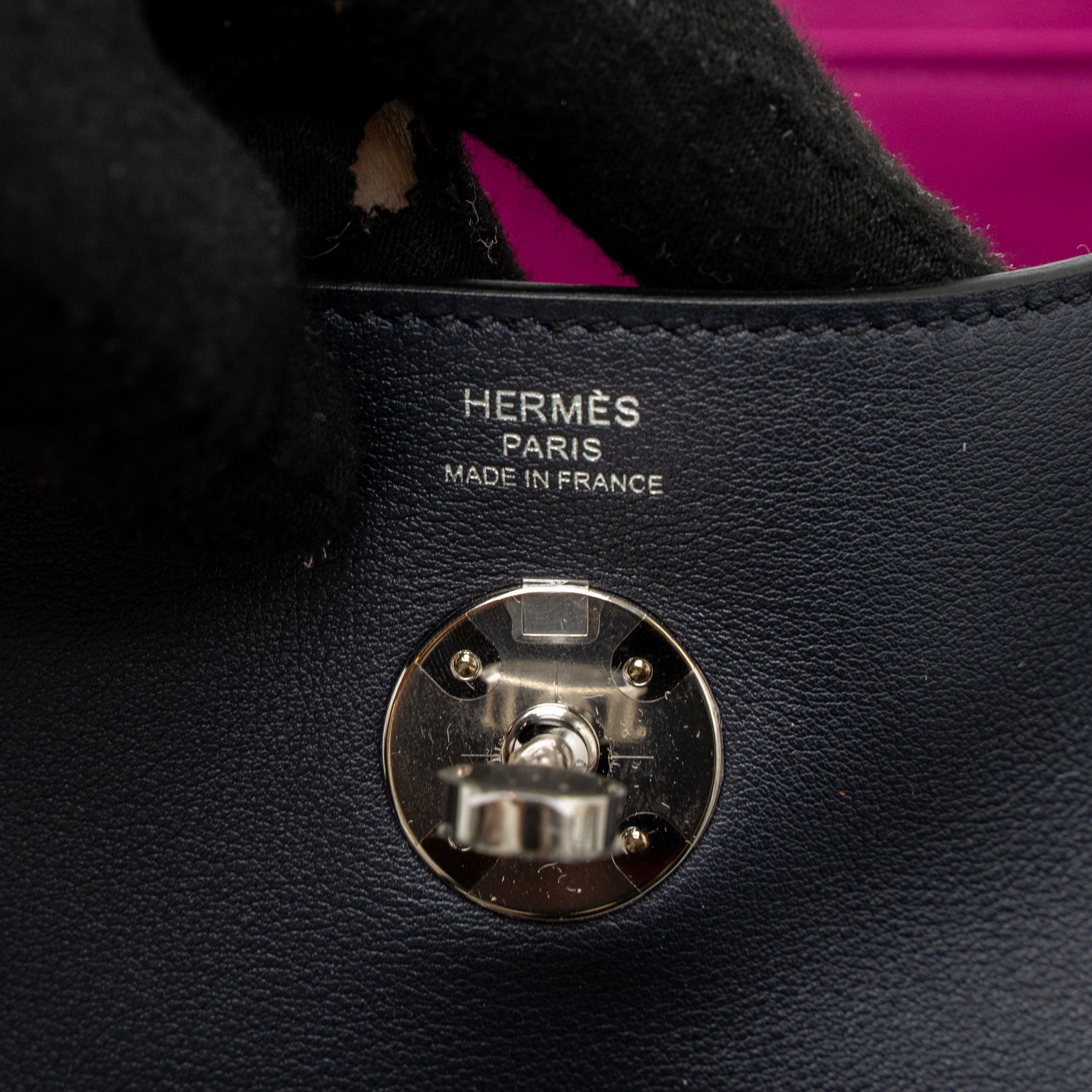 HERMES LINDY 26 SWIFT BLUE NUIT/ROSE PURPLE SHW