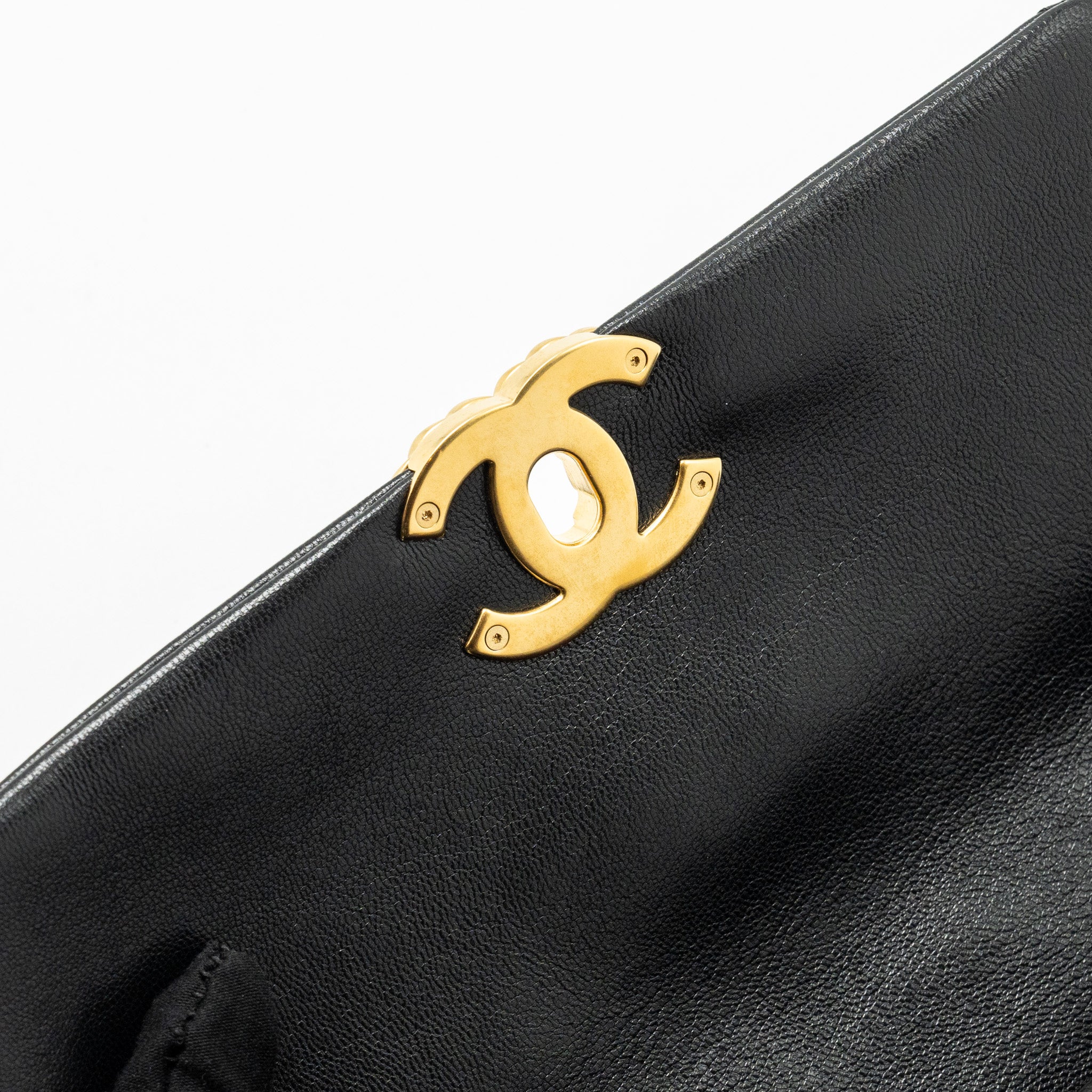 CHANEL SMALL 19 BAG GOATSKIN BLACK MULTICOLOUR HARDWARE