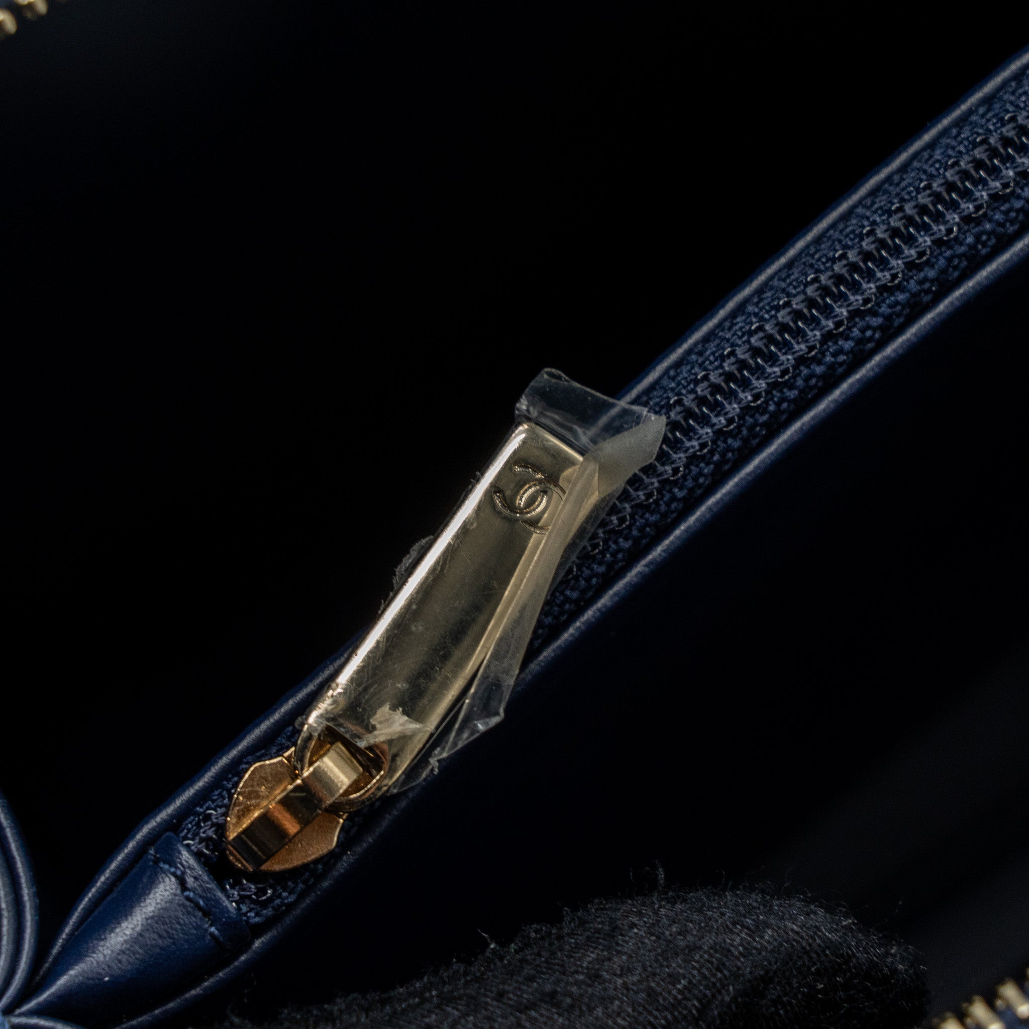 CHANEL FILIGREE CAMERA BAG CAVIAR DARK BLUE LGHW