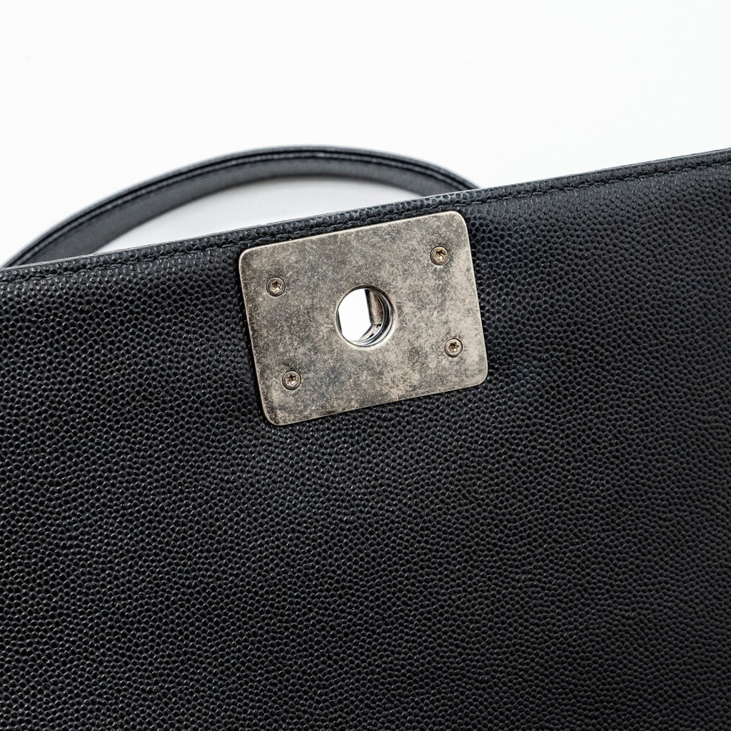 CHANEL MEDIUM BOY BAG CAVIAR BLACK RUTHENIUM SILVER HARDWARE(MICROCHIP)