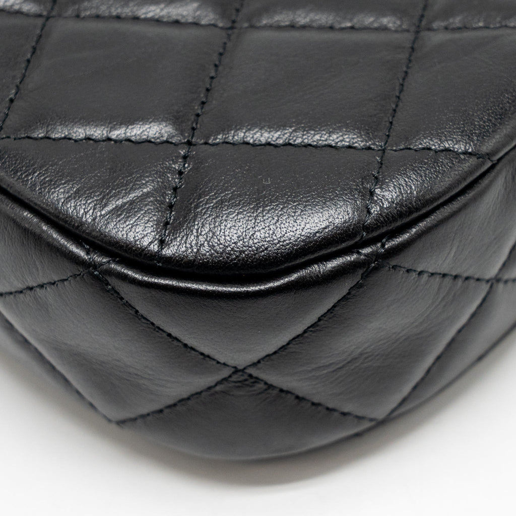 CHANEL 23K SMALL 19 HOBO SHOULDER BAG CALFSKIN BLACK GHW (MICROCHIP)
