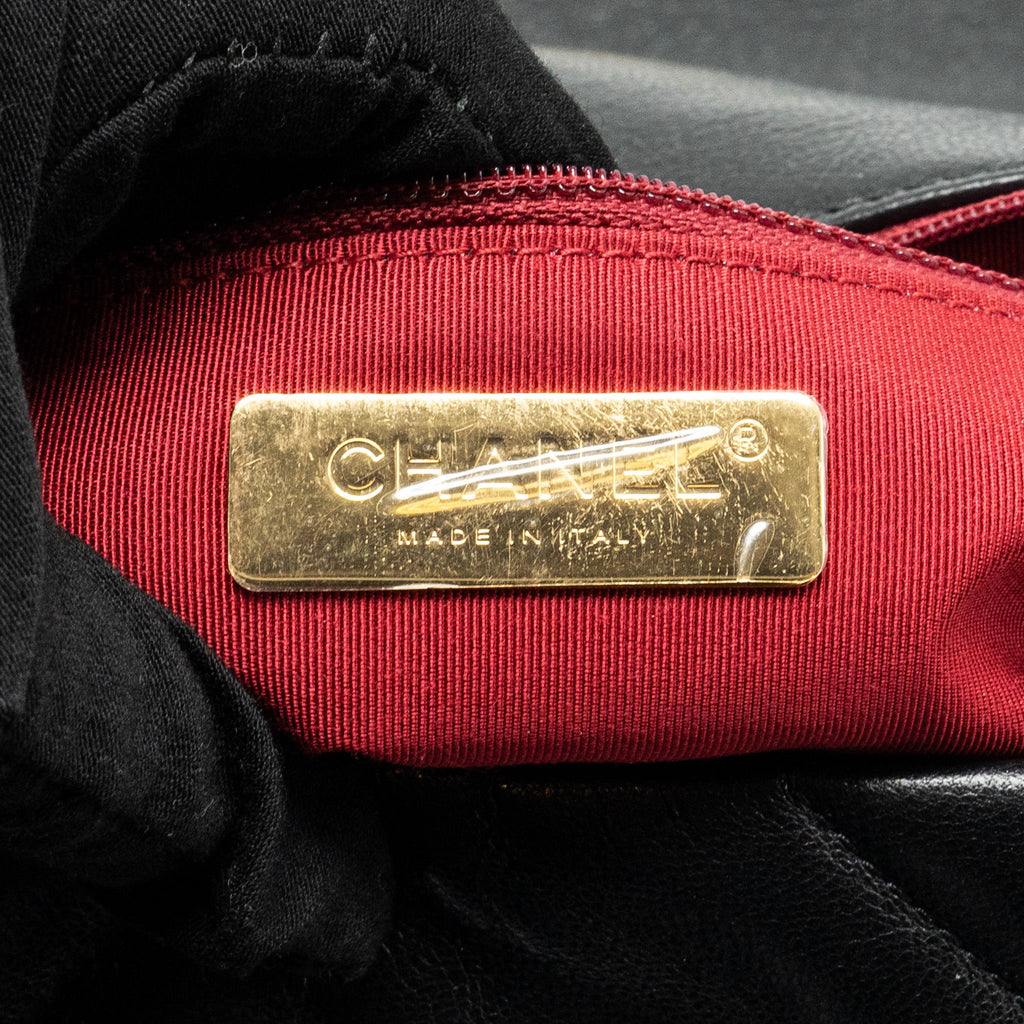 CHANEL SMALL 19 BAG GOATSKIN BLACK MULTICOLOUR HARDWARE