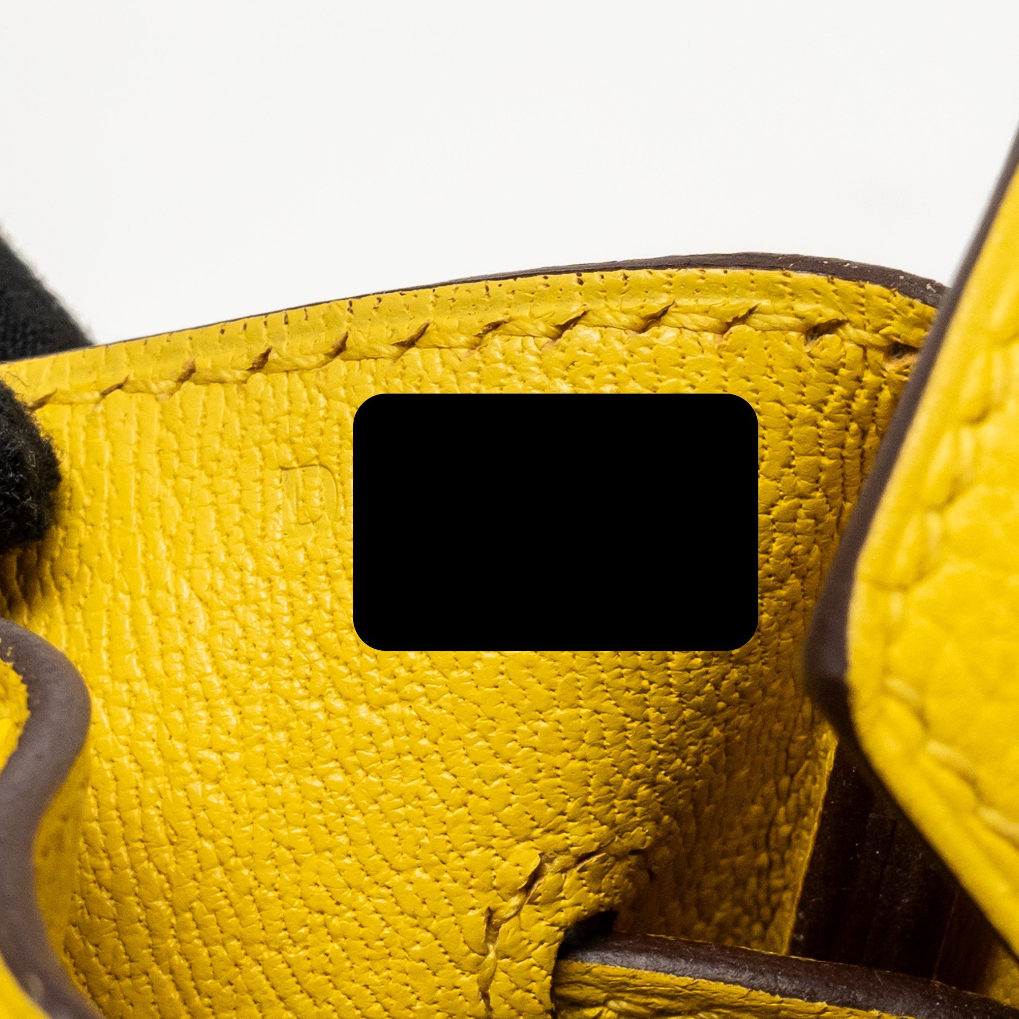 HERMES BIRKIN 30 TAURILLON NOVILLO JAUNE DE NAPLES GHW
