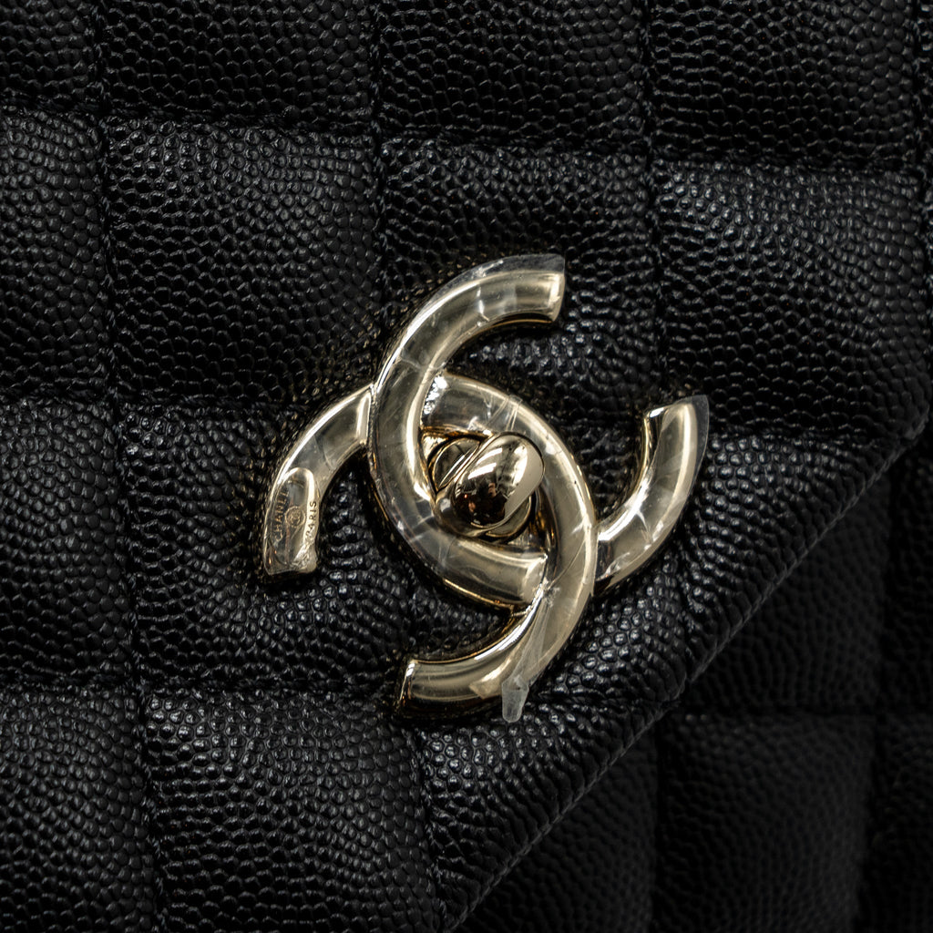 CHANEL MEDIUM COCO HANDLE FLAP BAG LIZARD EMBOSSED HANDLE CAVIAR BLACK LGHW