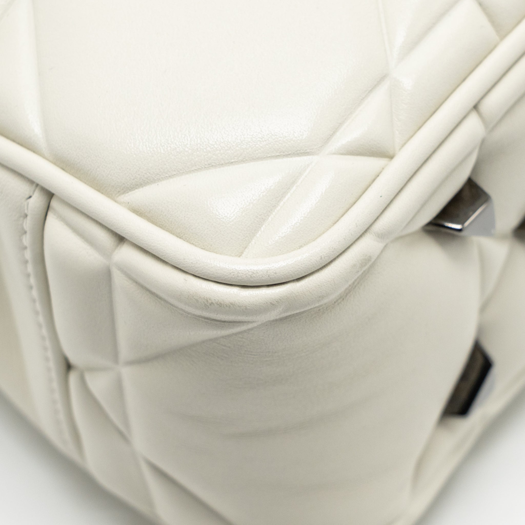 DIOR LADY 95.22 HANDBAG LAMBSKIN WHITE WITH BLACK HARDWARE