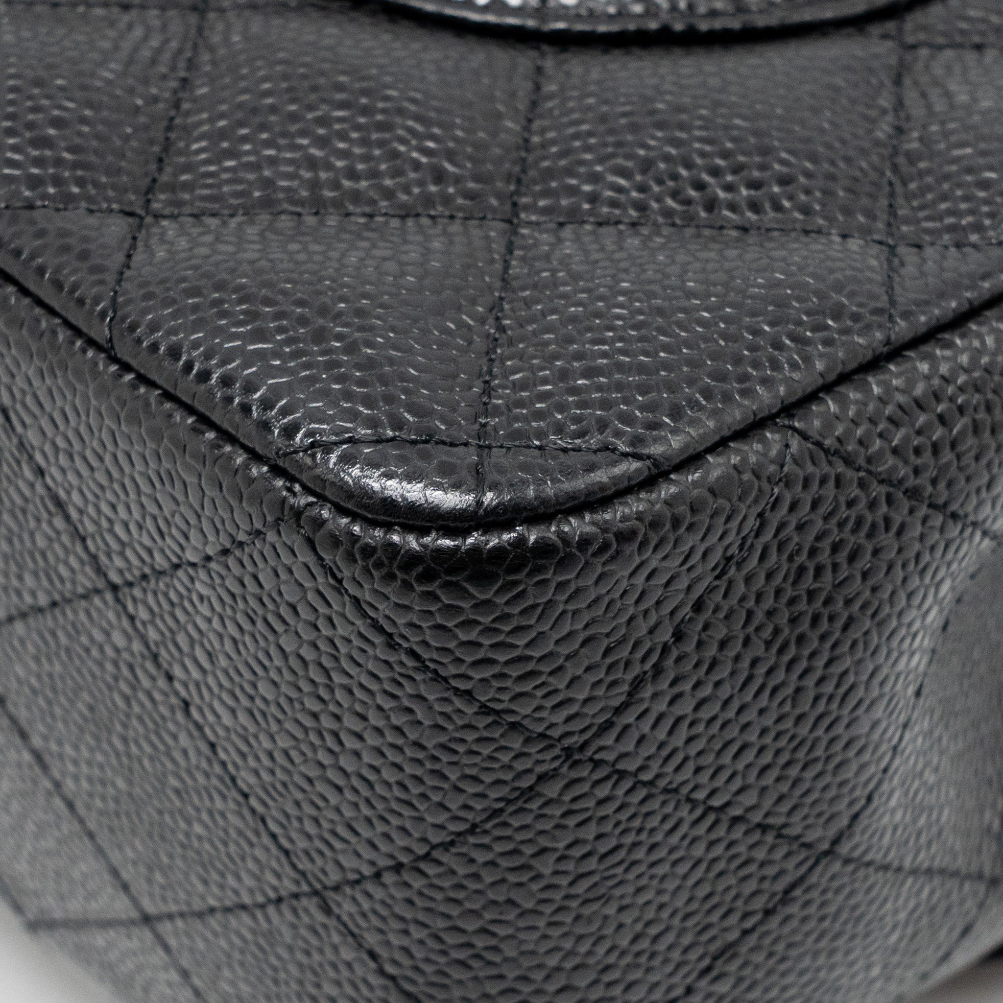 CHANEL JUMBO CLASSIC DOUBLE FLAP BAG CAVIAR BLACK GHW
