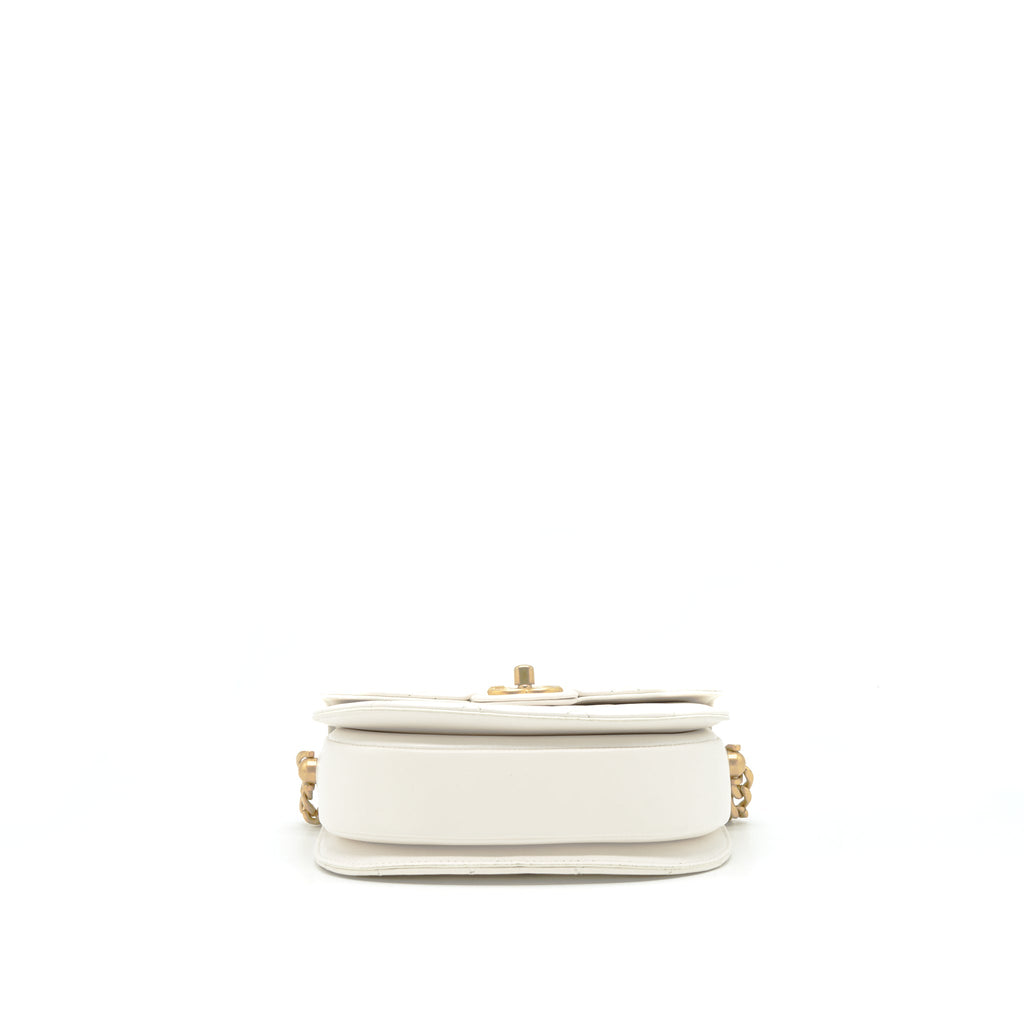 CHANEL SEASONAL FLAP CROSSBODY BAG LAMBSKIN CREAM GHW
