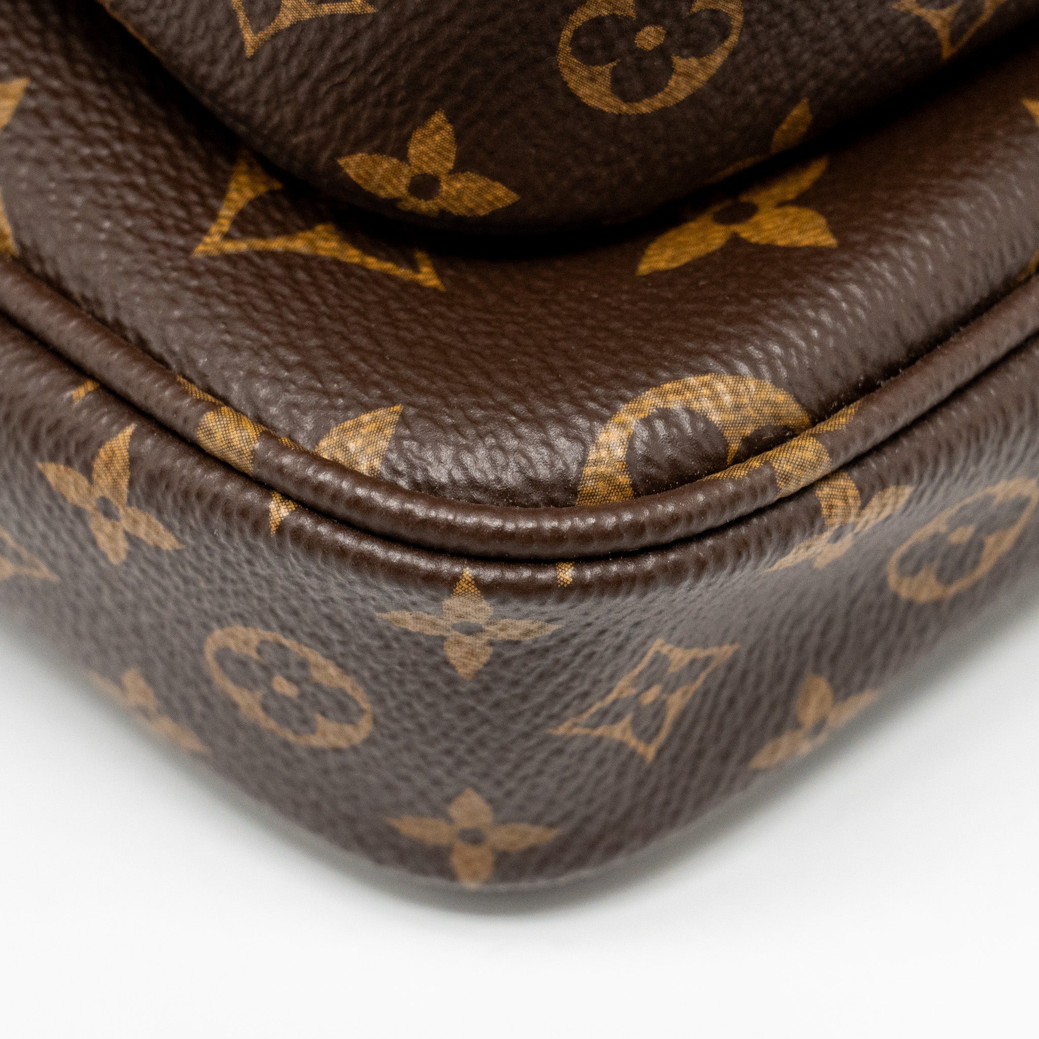 LOUIS VUITTON MULTI POCHETTE ACCESSOIRES MONOGRAM CANVAS GHW