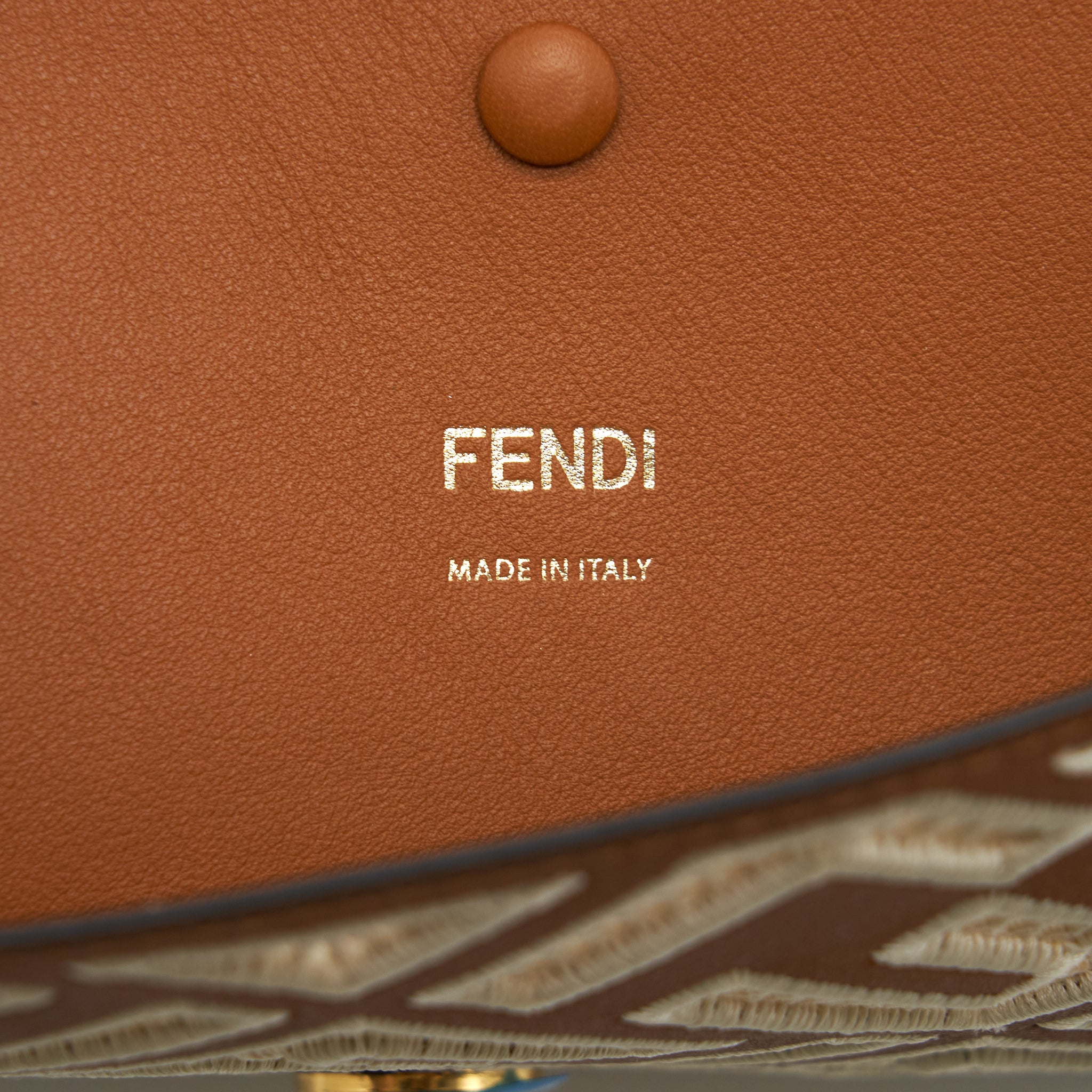 FENDI BAGUETTE CALFSKIN BROWN AND WHITE GHW