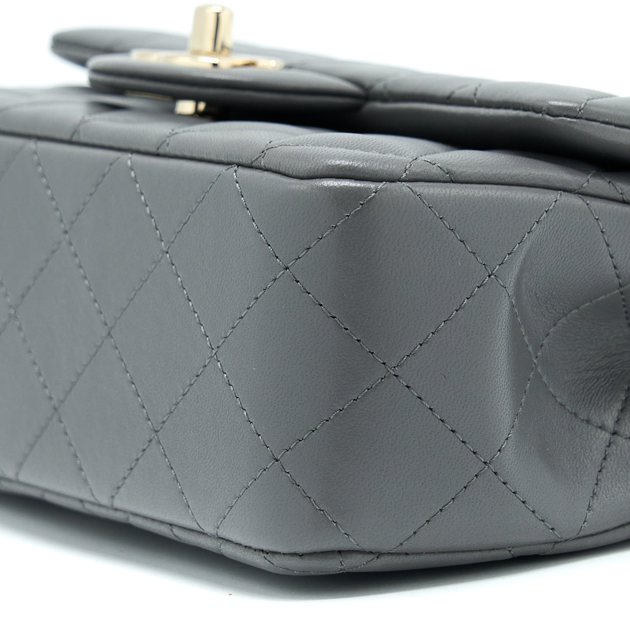 CHANEL 22A TOP HANDLE MINI RECTANGULAR FLAP BAG LAMBSKIN GREY LGHW(MICROCHIP)