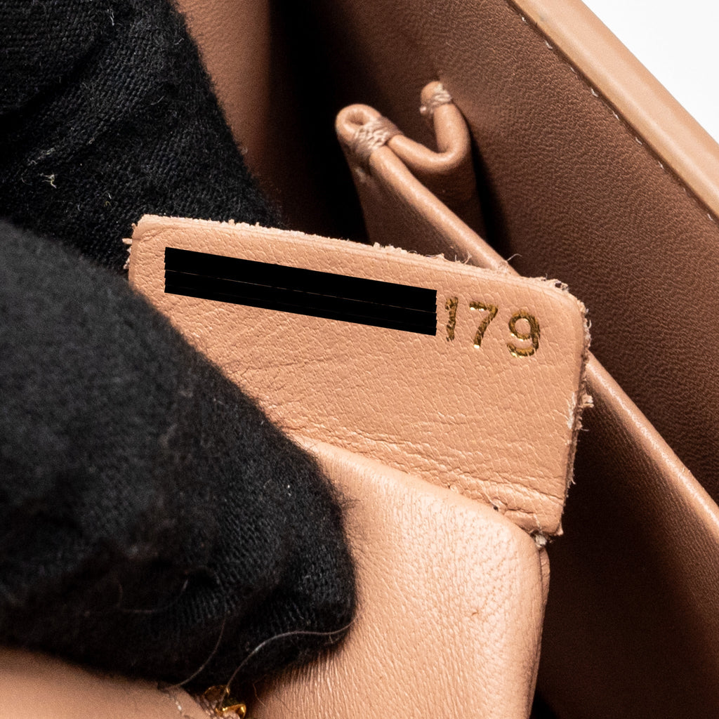 DIOR 30 MONTAIGNE MEDIUM FLAP BAG CALFSKIN BEIGE GHW