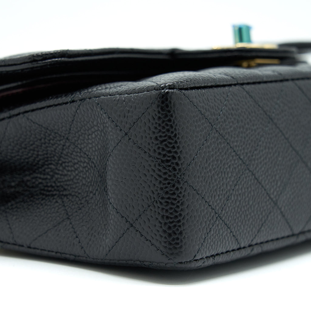 CHANEL SMALL CLASSIC DOUBLE FLAP CAVIAR BLACK GHW (MICROCHIP)