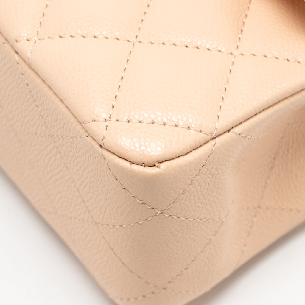 CHANEL MEDIUM CLASSIC DOUBLE FLAP BAG CAVIAR NN269 BEIGE LGHW (MICROCHIP)
