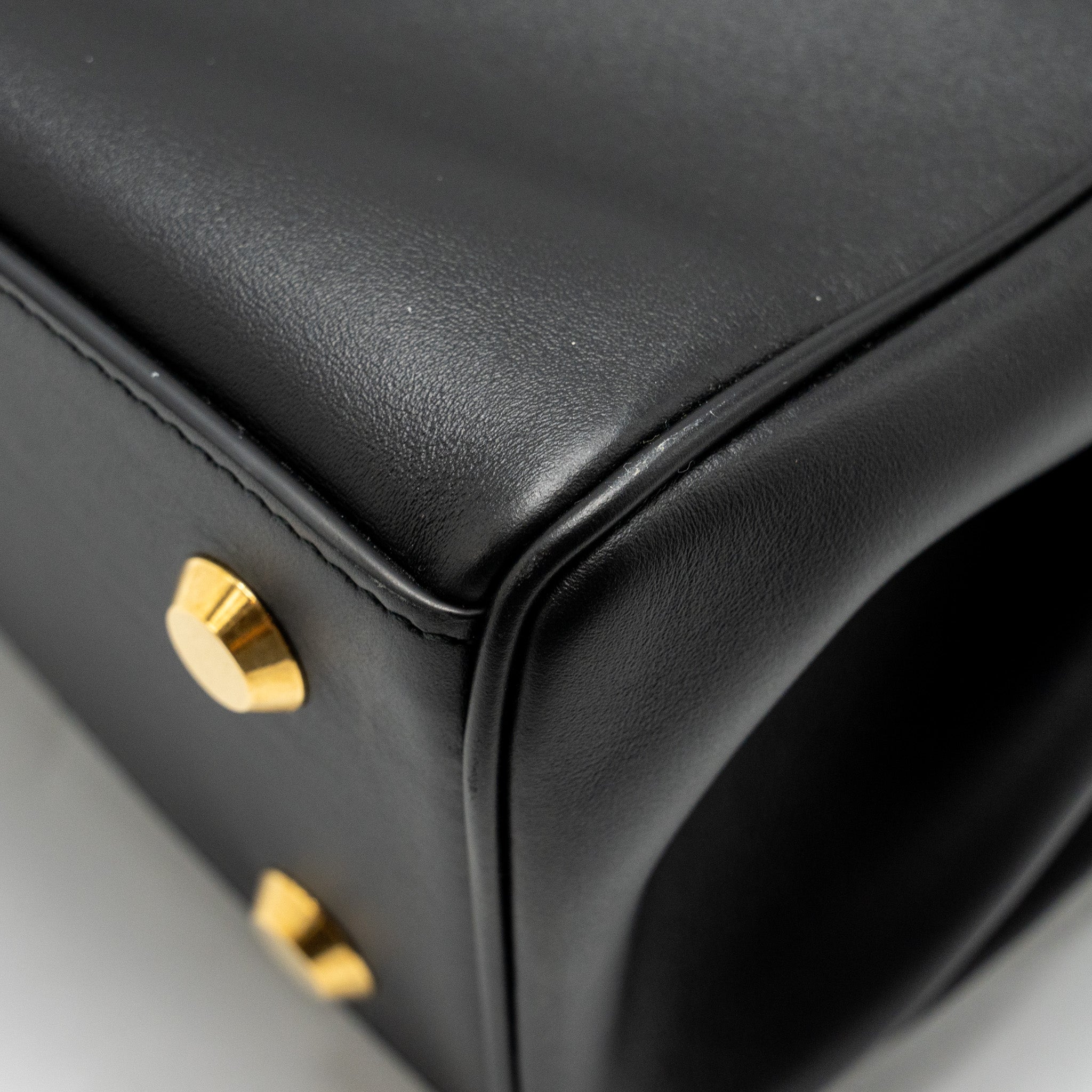 BALENCIAGA MEDIUM RODEO HANDBAG SMOOTH CALFSKIN BLACK GHW