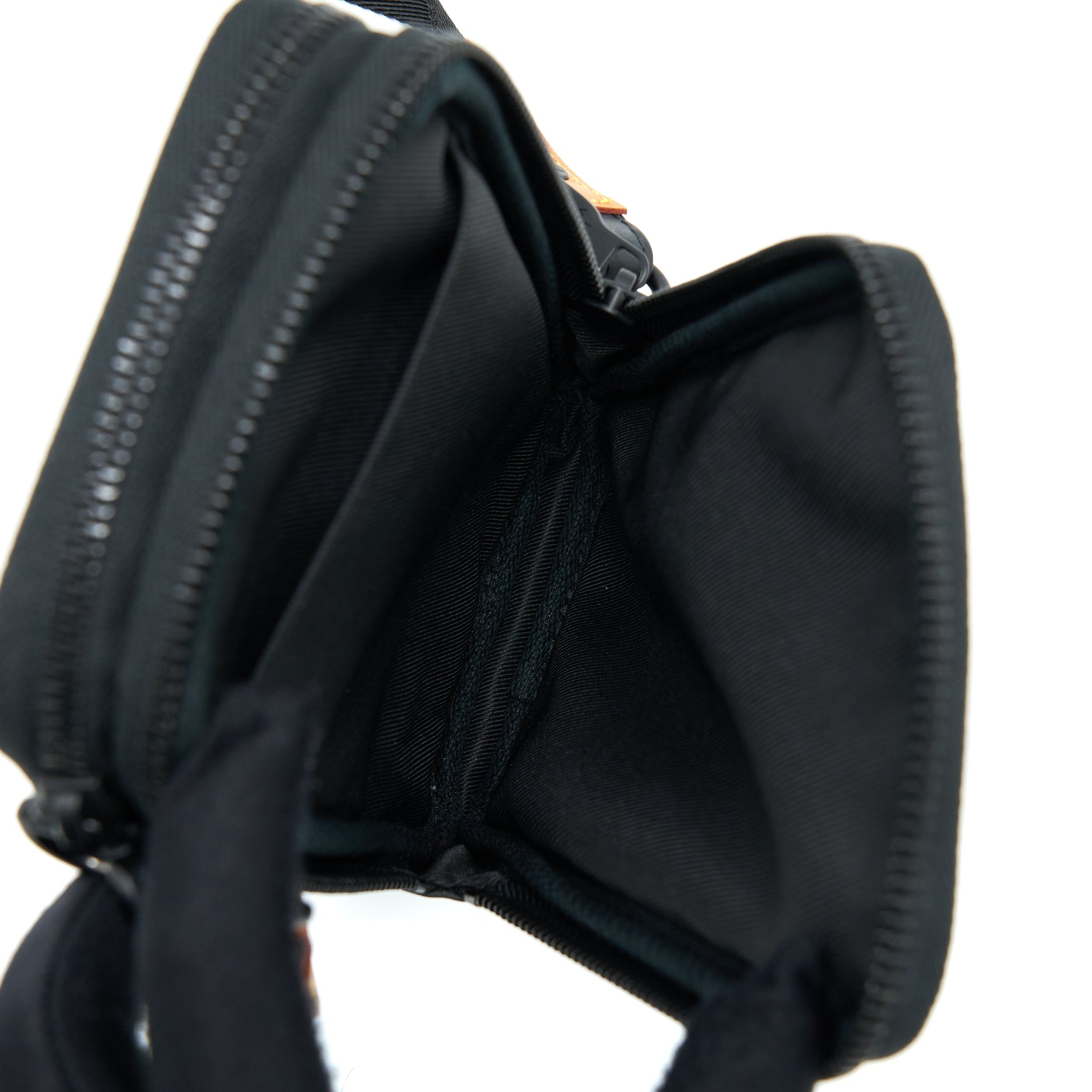 LOUIS VUITTON NIGO DOUBLE PHONE POUCH LIMITED EDITION BLACK HARDWARE
