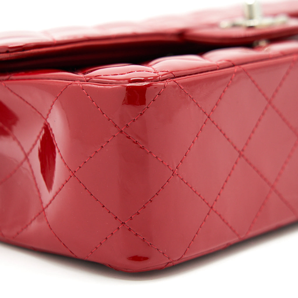 CHANEL MEDIUM CLASSIC DOUBLE FLAP BAG PATENT LEATHER RED SHW