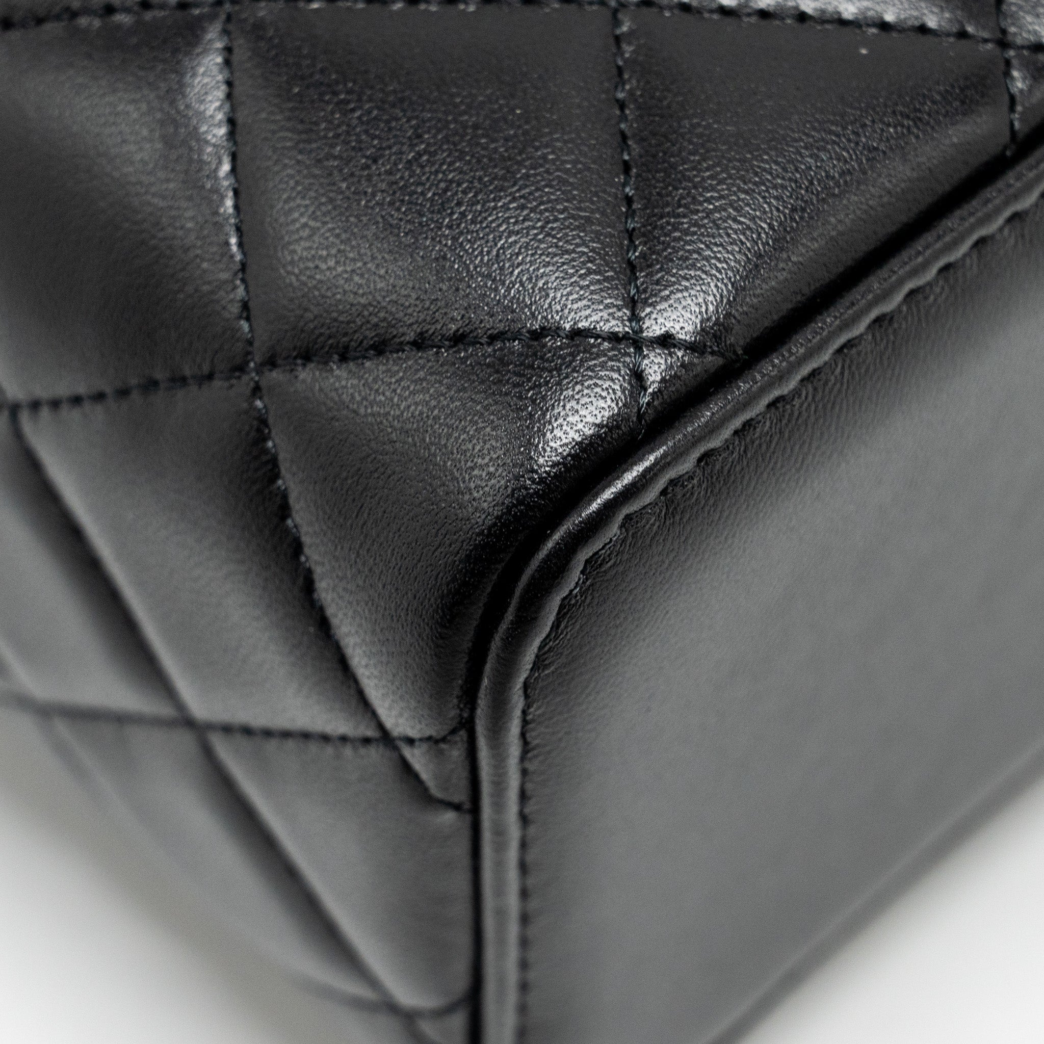 CHANEL TOP HANDLE LONG VANITY WITH CHAIN LAMBSKIN BLACK GHW