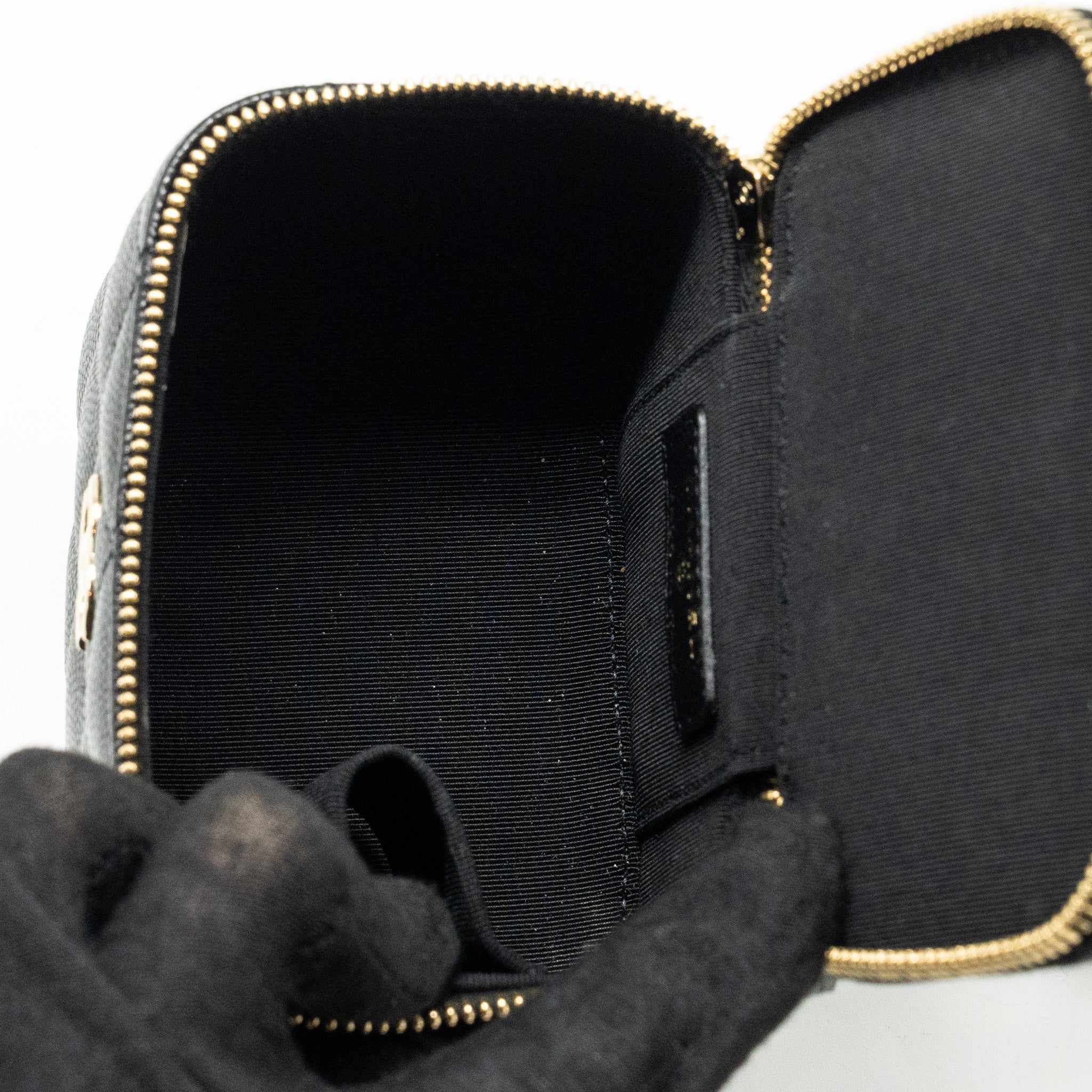 CHANEL SMALL VANITY CLUTCH WITH CHAIN CC PEARL CAVIAR BLACK LGHW