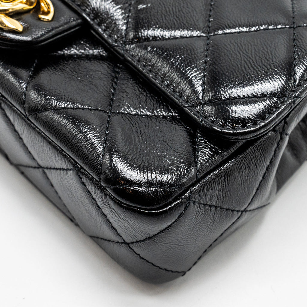 CHANEL 24B GIANT CHAIN FLAP SHOULDER BAG LAMBSKIN BLACK GHW (MICROCHIP)