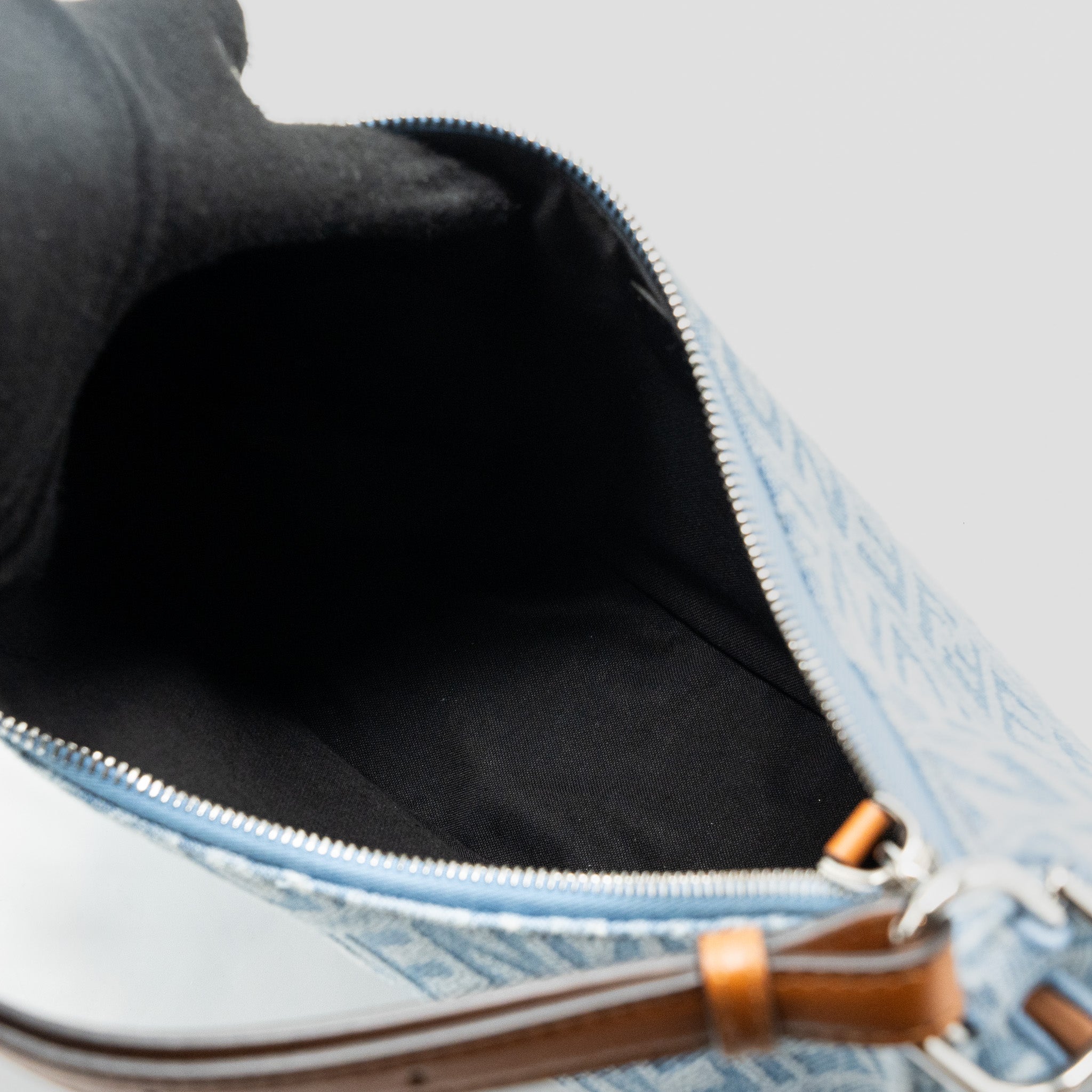 FENDI FENDIGRAPHY SMALL DENIM LIGHT BLUE SHW