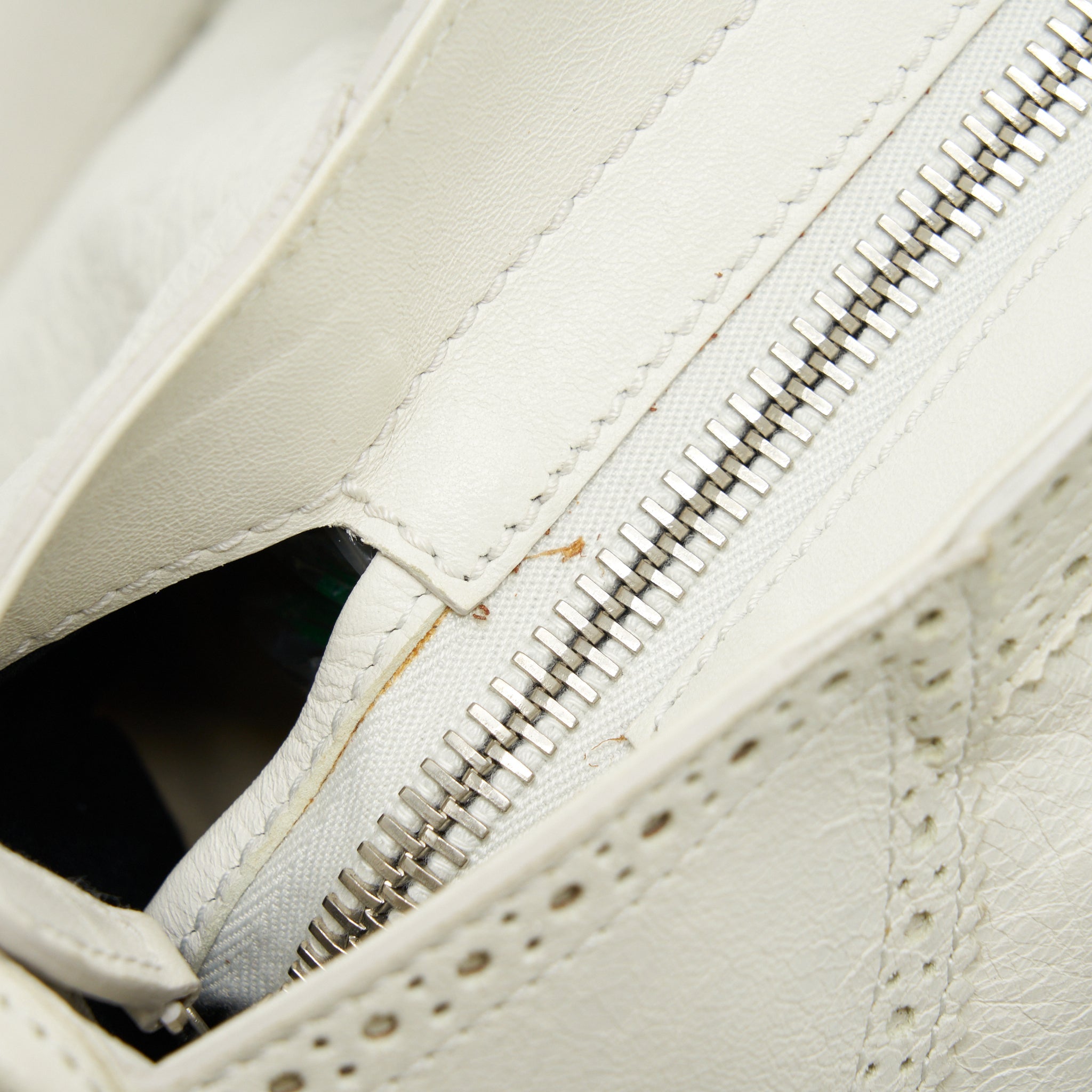 BALENCIAGA GIANT CITY BAG WHITE SHW
