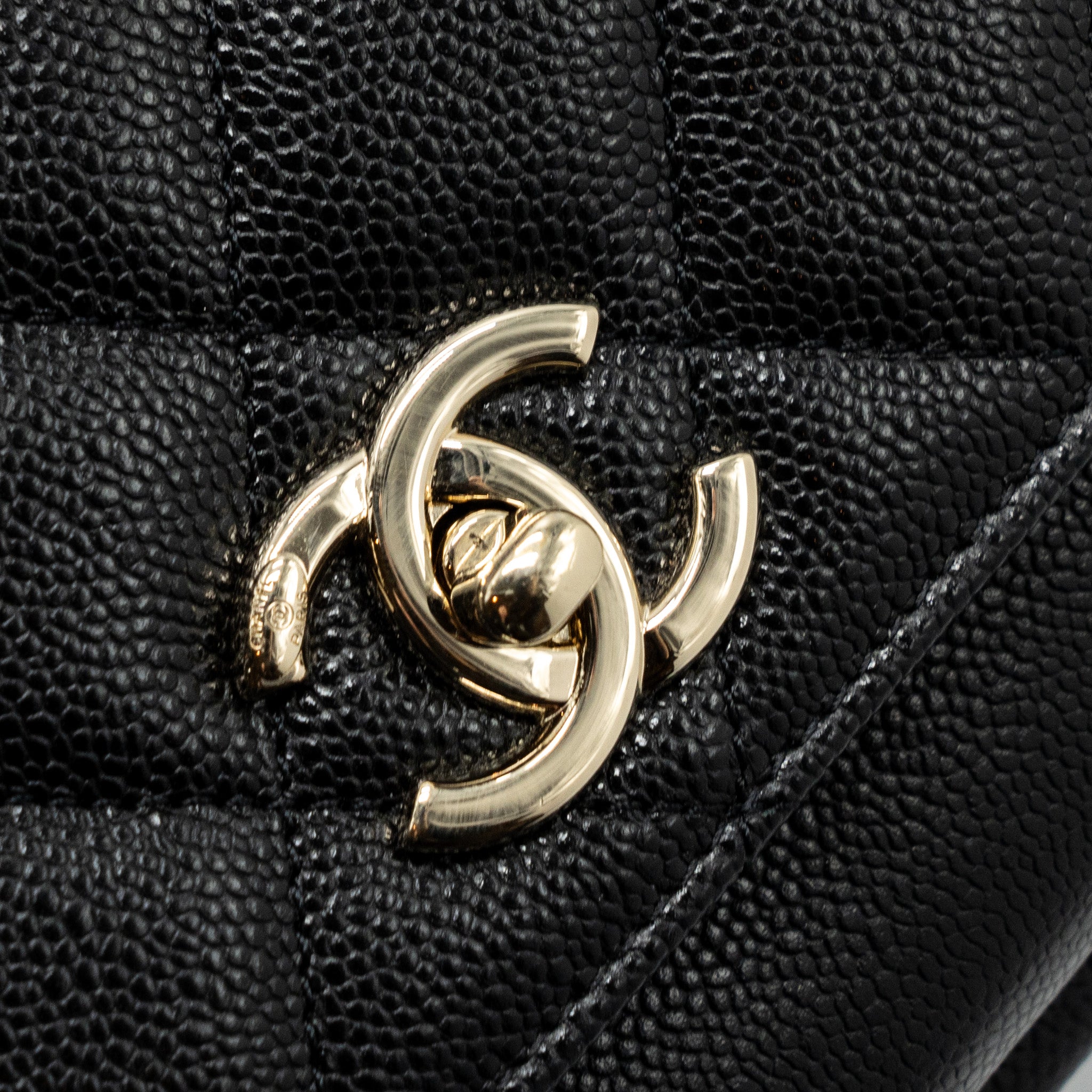 CHANEL SMALL BUSINESS AFFINITY CAVIAR BLACK LGHW (MICROCHIP)