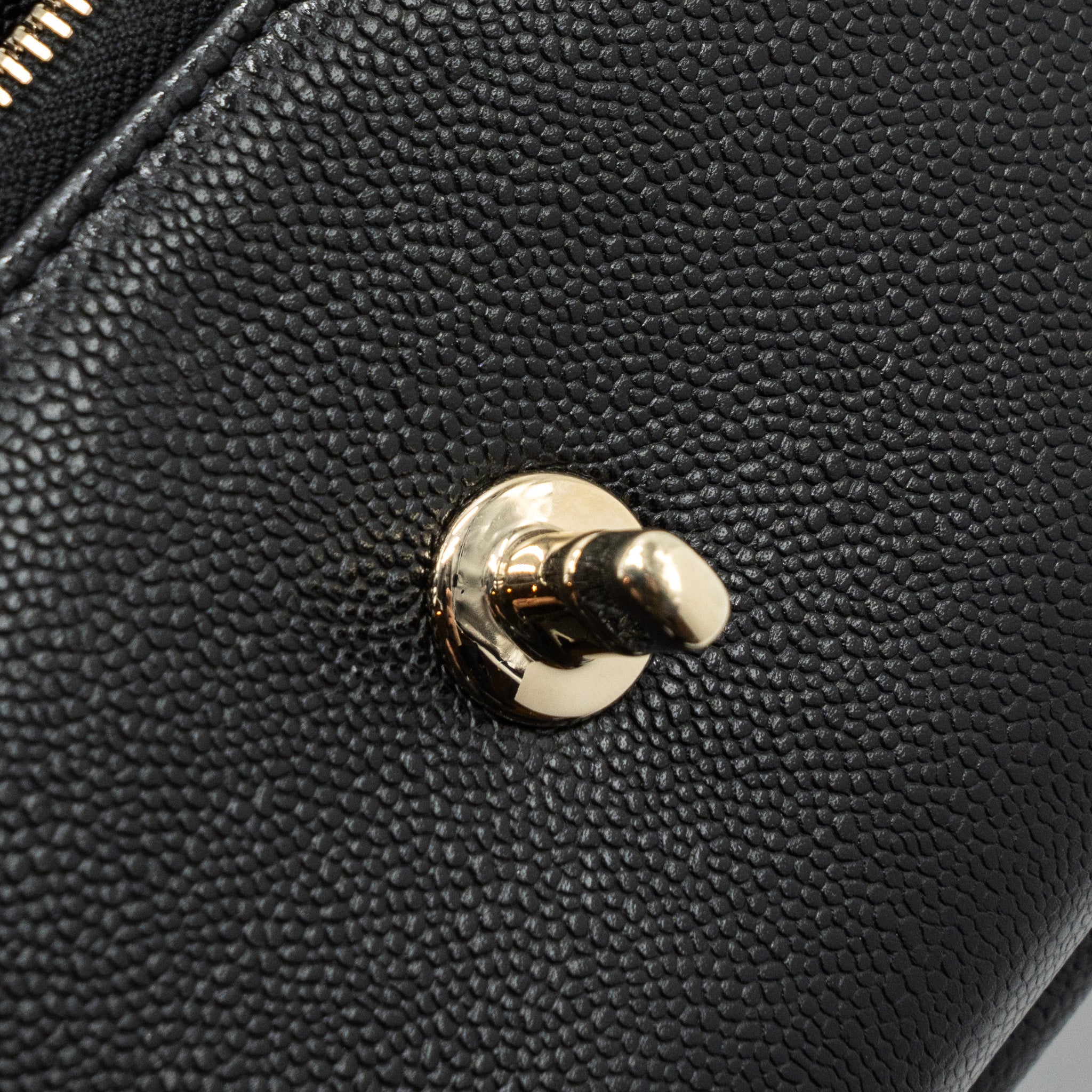 CHANEL SMALL BUSINESS AFFINITY CAVIAR BLACK LGHW (MICROCHIP)