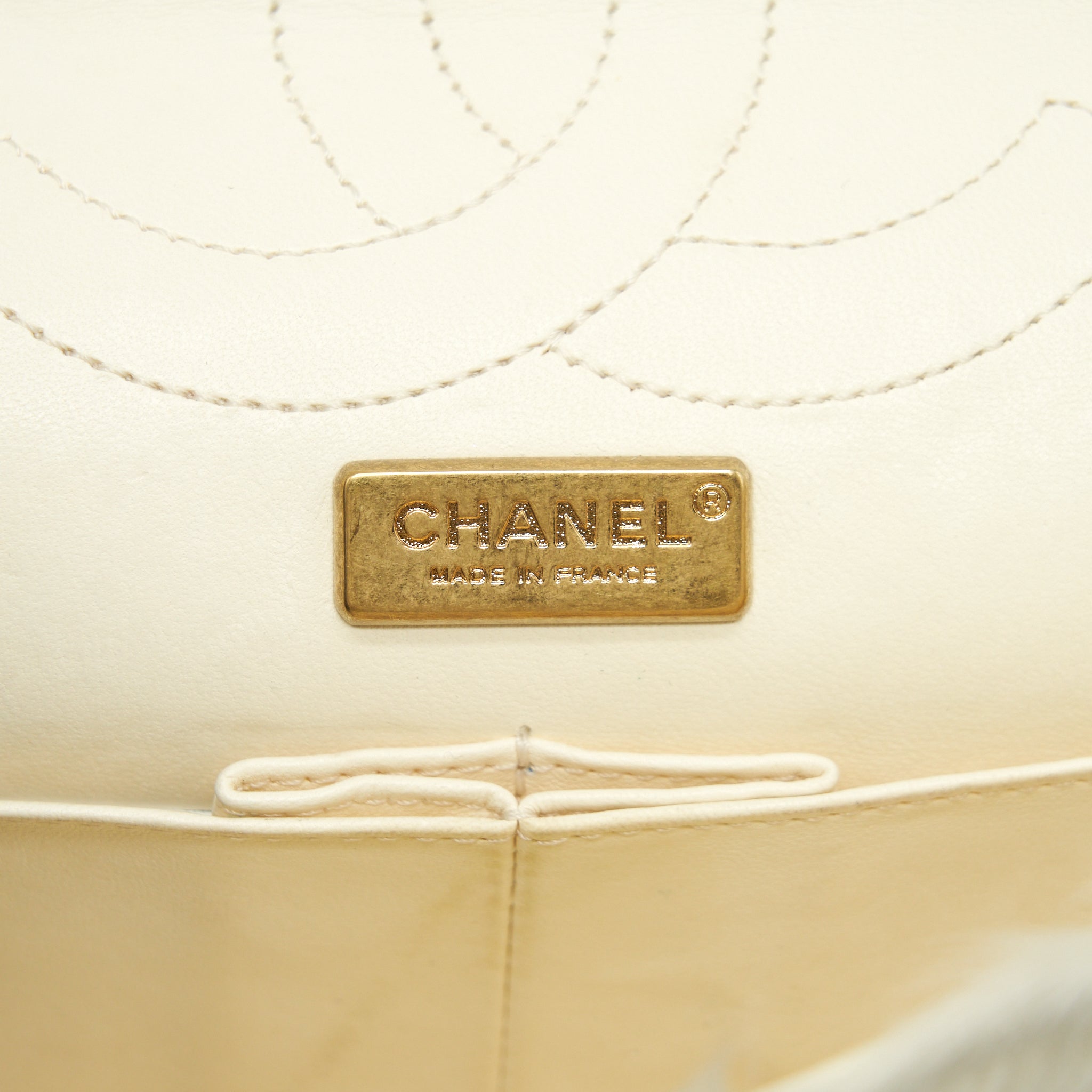CHANEL 2.55 225 REISSUE DOUBLE FLAP BAG LIMITED EDITION GHW