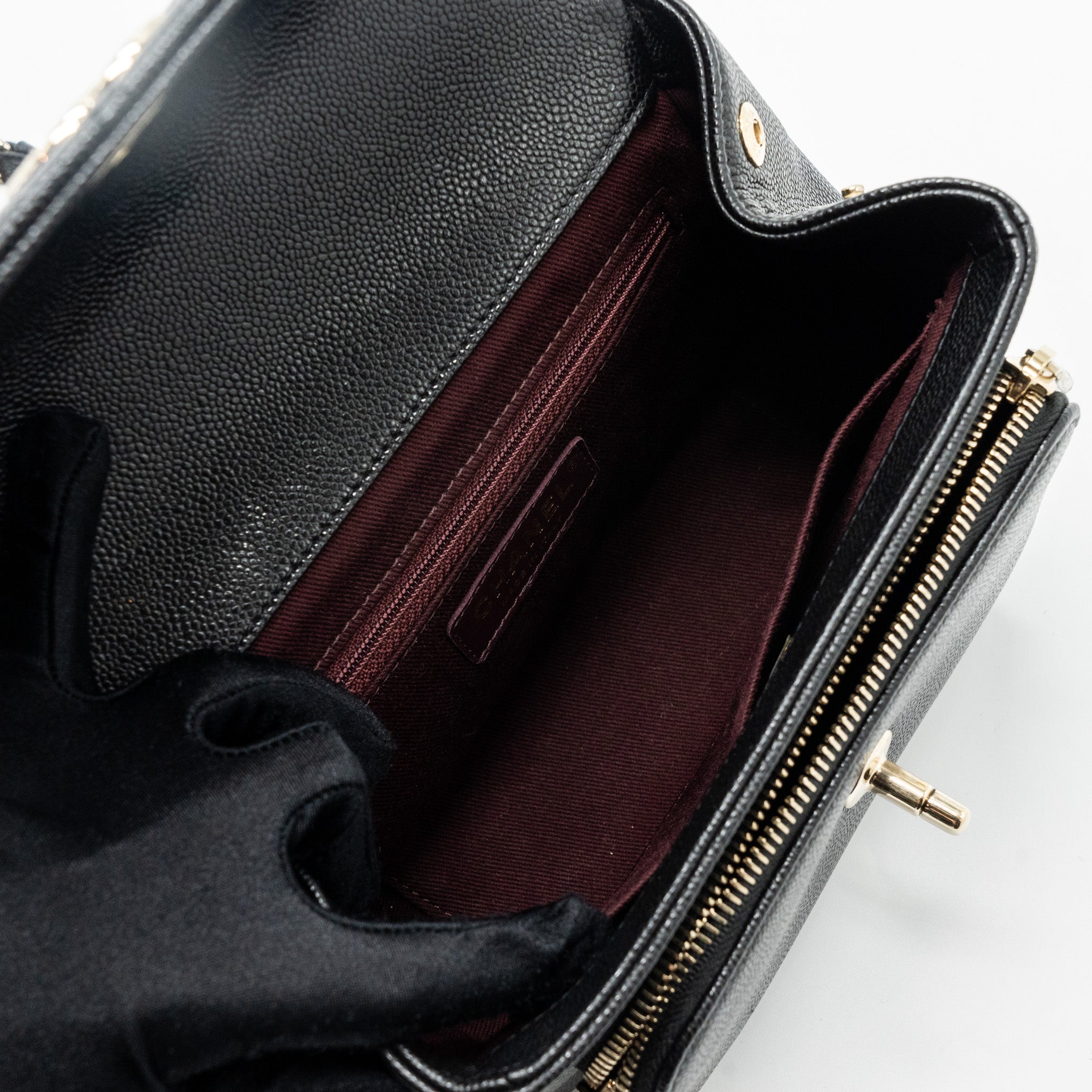 CHANEL SMALL BUSINESS AFFINITY CAVIAR BLACK LGHW (MICROCHIP)