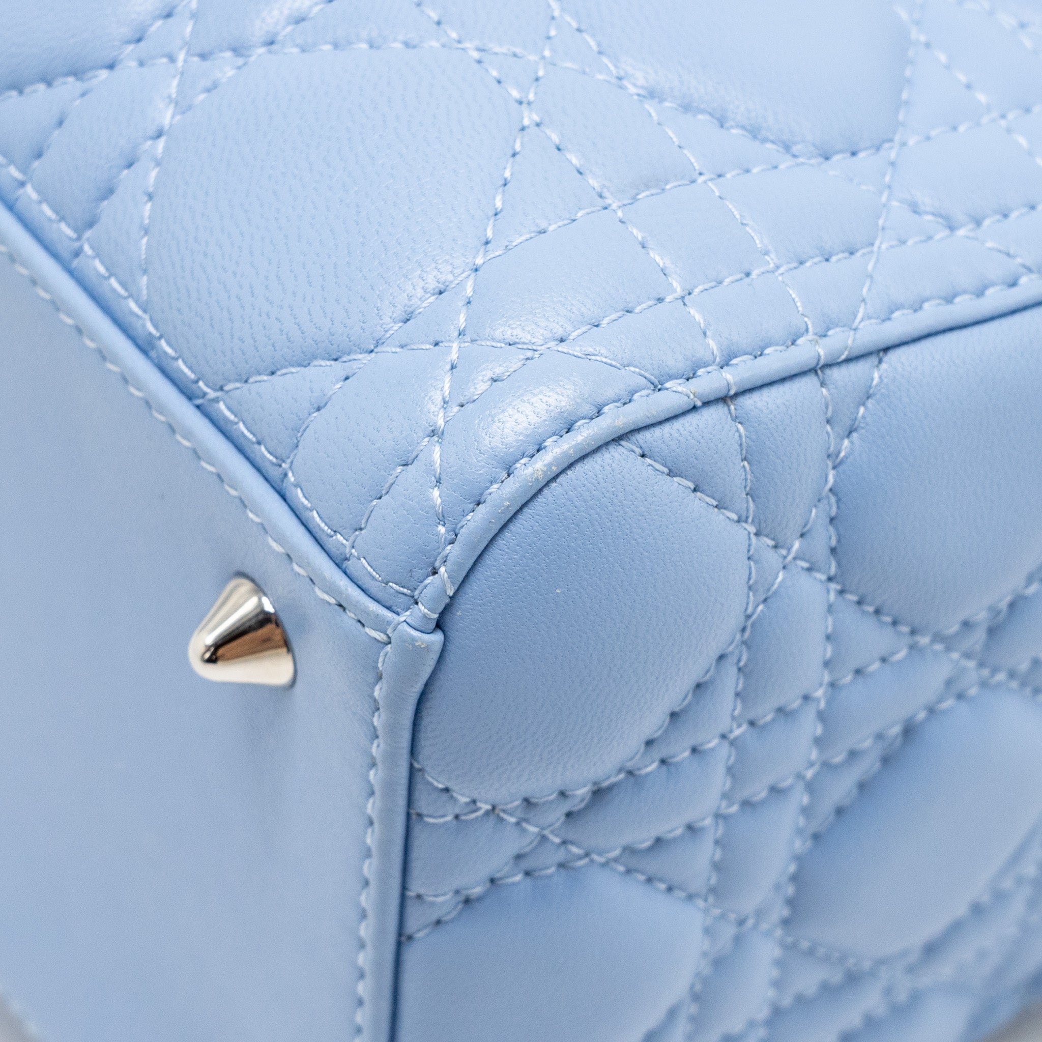 DIOR MEDIUM LADY DIOR LAMBSKIN LIGHT BLUE SHW