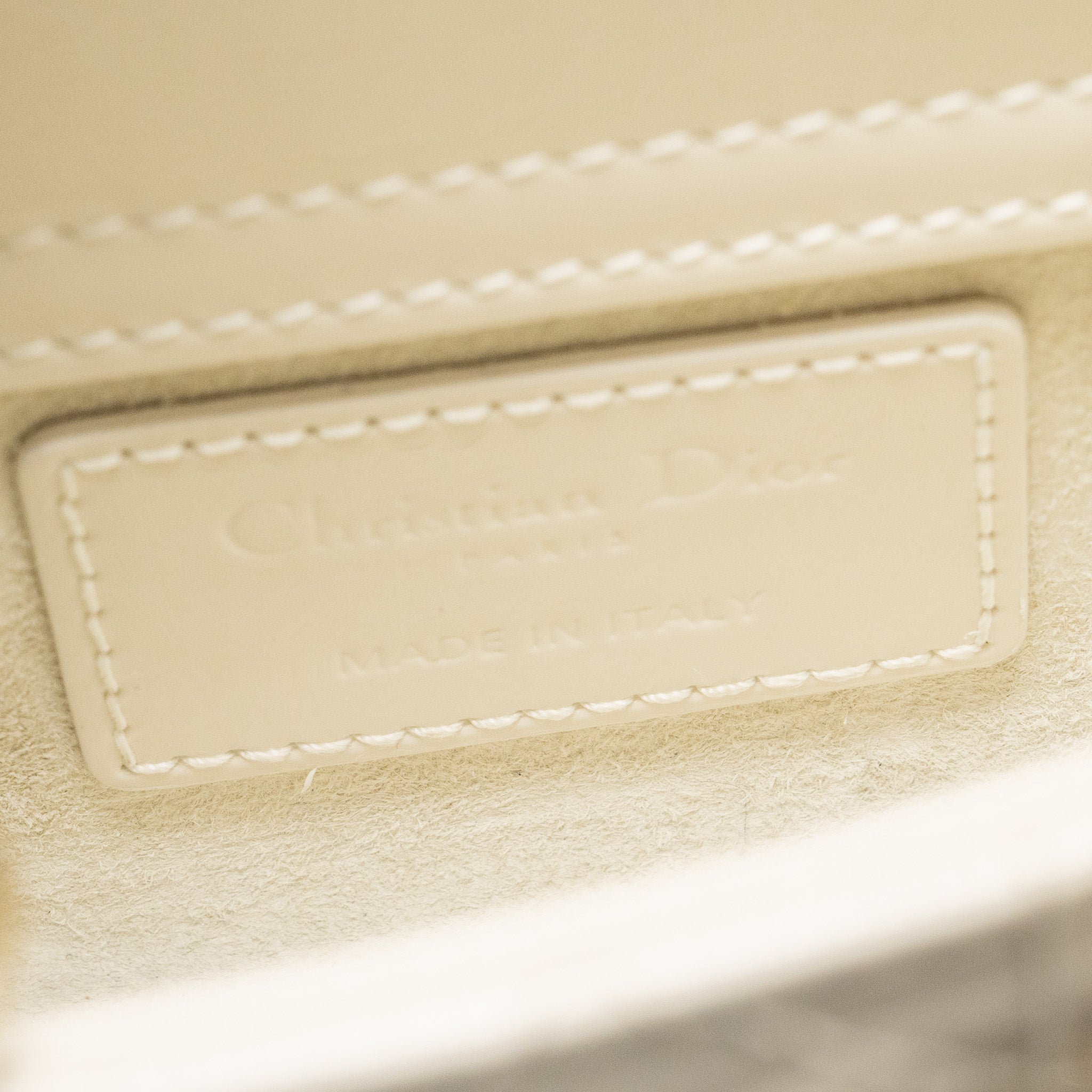 DIOR LADY D-JOY MICRO BAG PATENT CREAMY WHITE LGHW