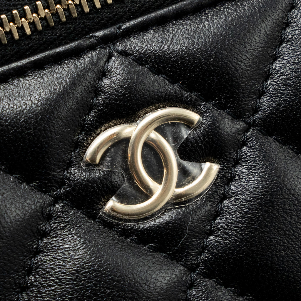 CHANEL TOP HANDLE LONG VANITY WITH CHAIN LAMBSKIN BLACK LGHW (MICROCHIP)