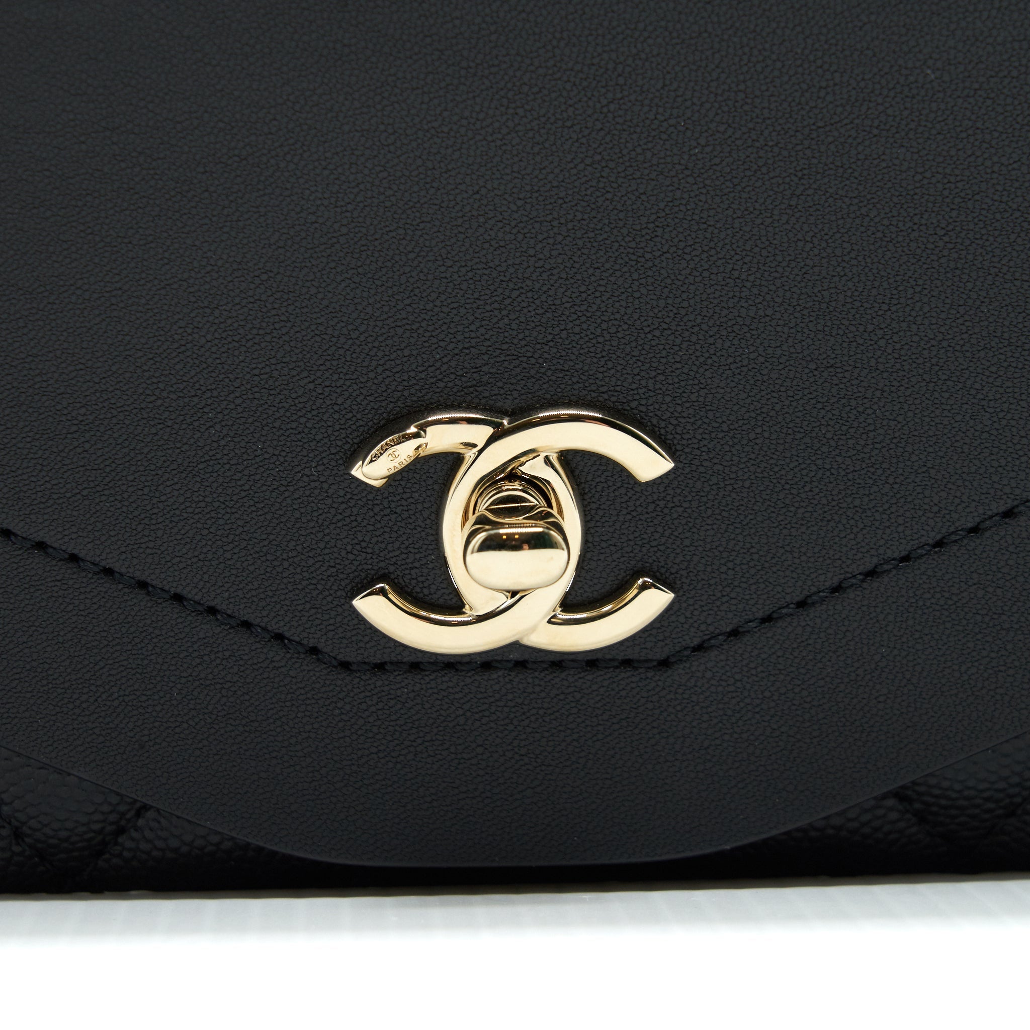CHANEL FLAP CHAIN BAG BLACK LGHW