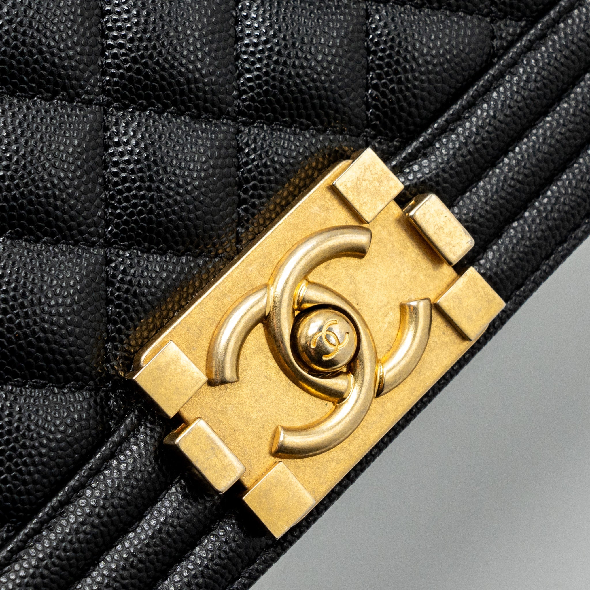 CHANEL MEDIUM BOY BAG CAVIAR BLACK BRUSHED GHW (MICROCHIP )