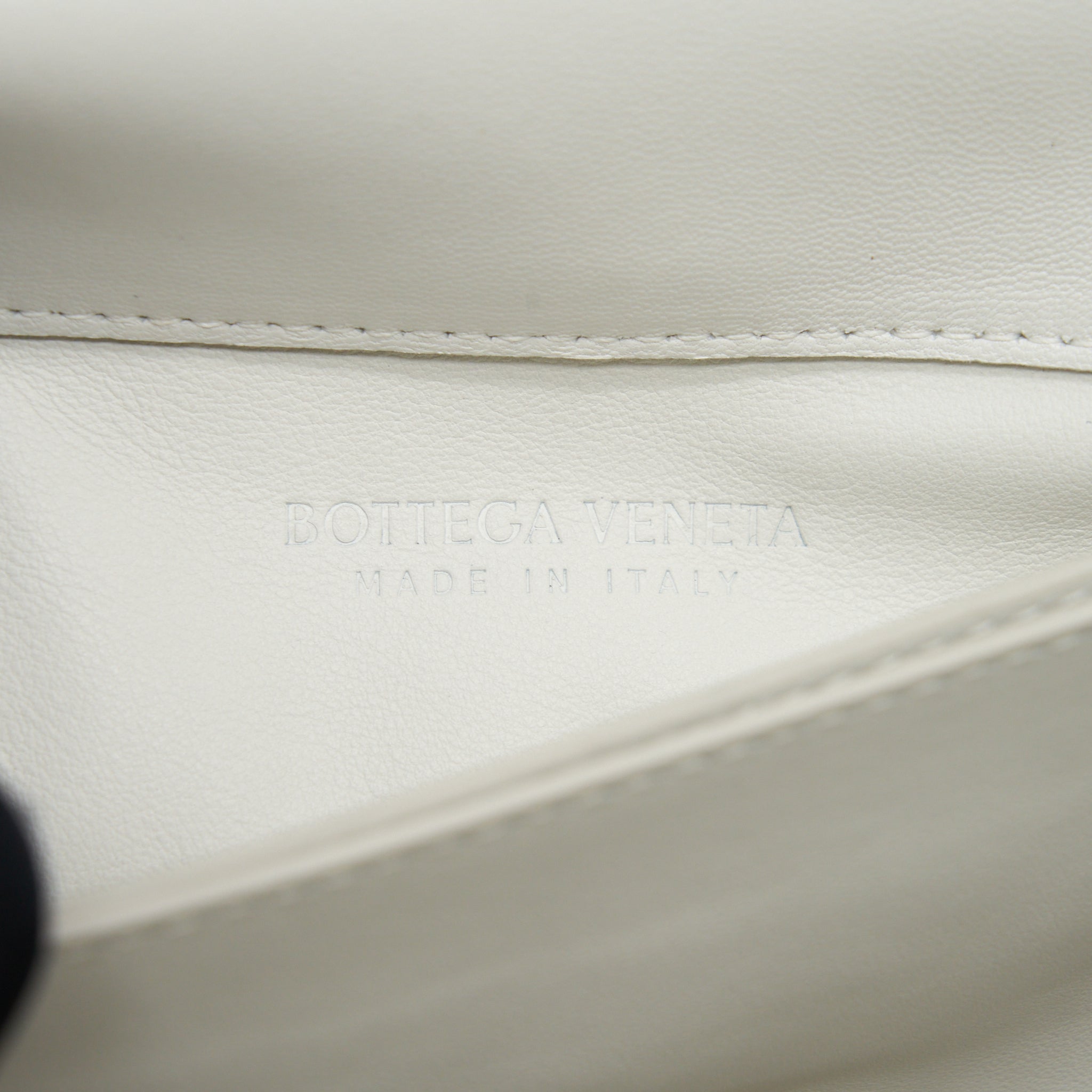 BOTTEGA VENETA CROSSBODY BAG  INTRECCIATO WHITE
