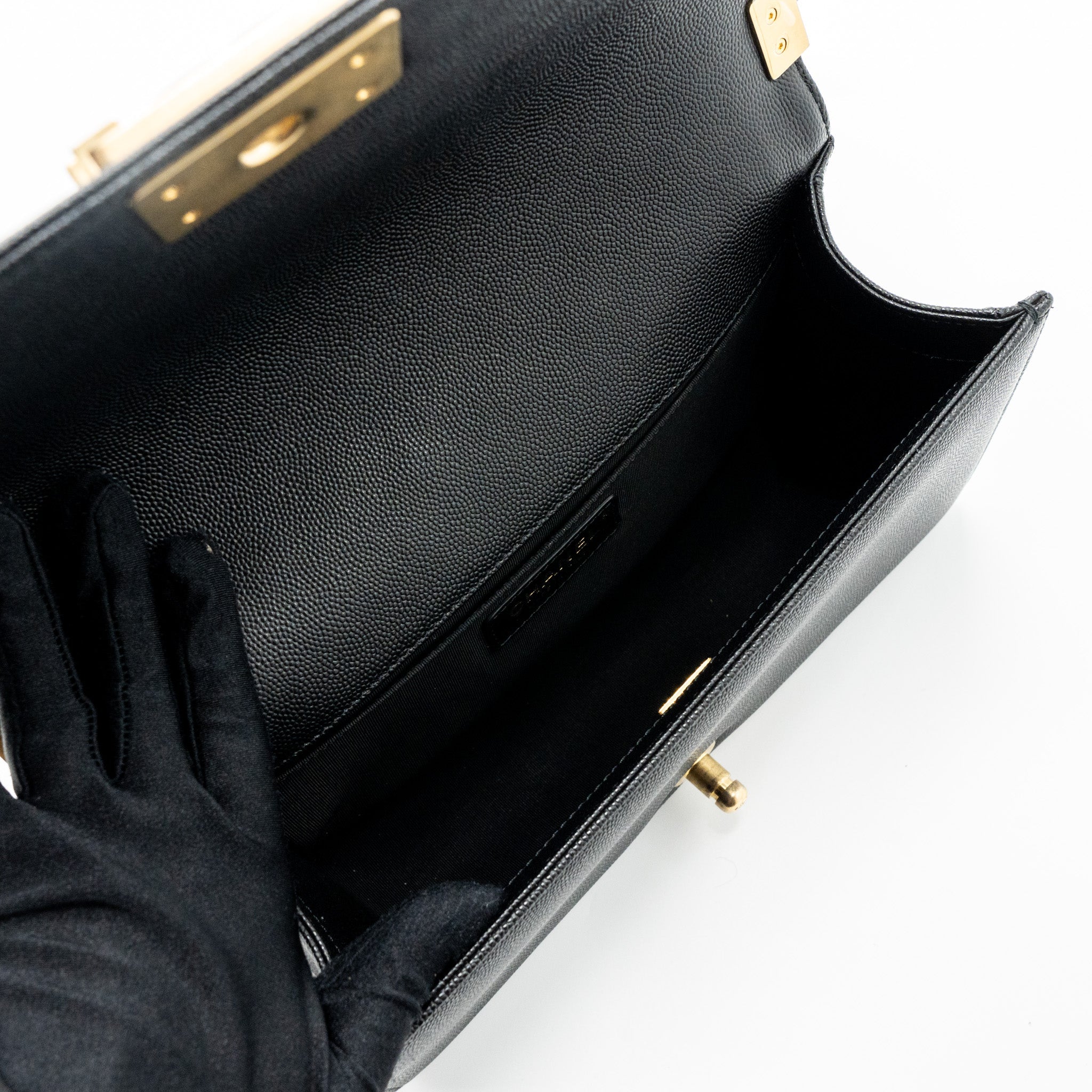 CHANEL MEDIUM BOY BAG CAVIAR BLACK BRUSHED GHW (MICROCHIP )