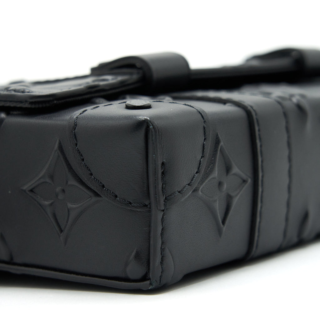 LOUIS VUITTON TRUNK SLINGBAG BLACK