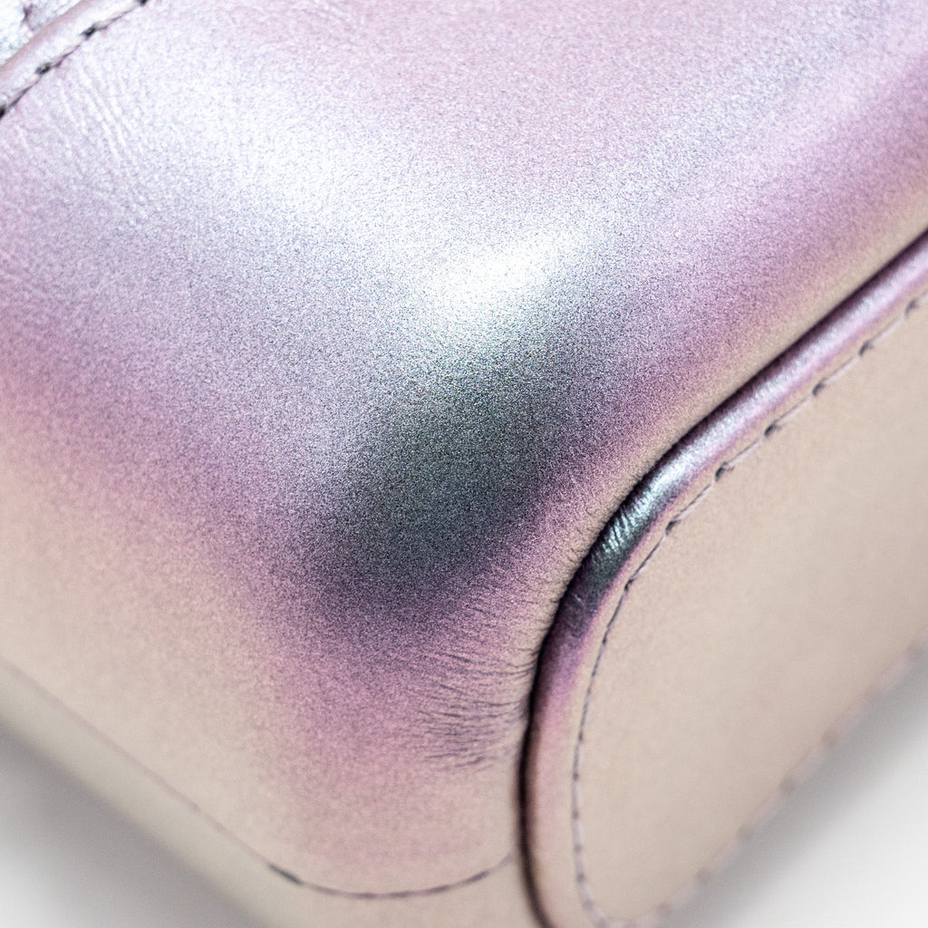 CHANEL SMALL GABRIELLE HOBO BAG CALFSKIN / LAMBSKIN IRIDESCENT LIGHT PURPLE MULTICOLOUR HARDWARE