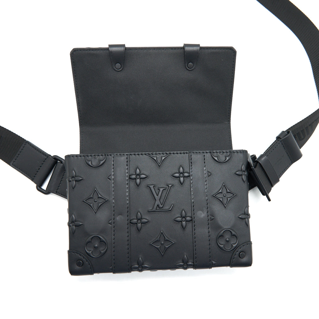 LOUIS VUITTON TRUNK SLINGBAG BLACK