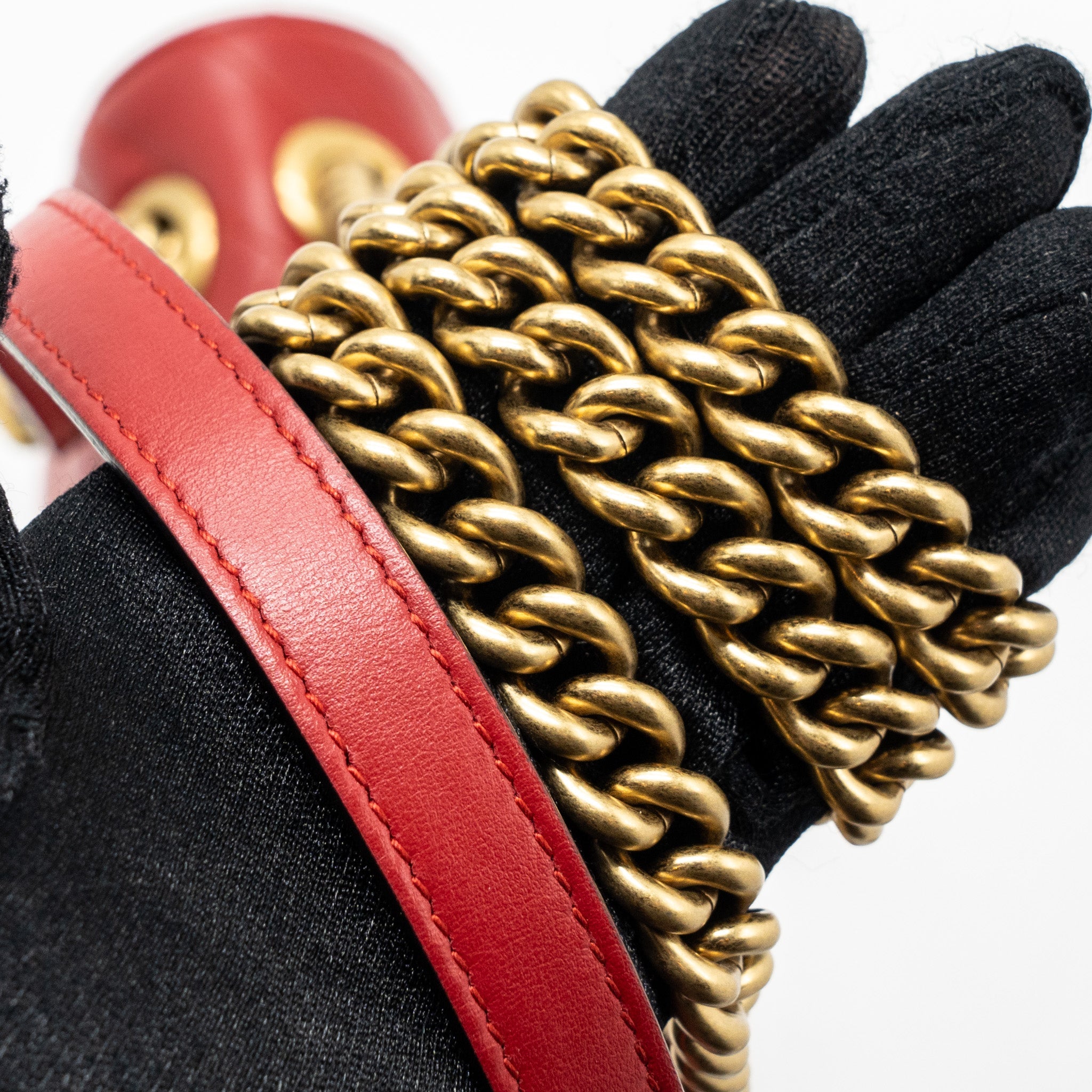 GUCCI MINI GG MARMONT MATELASSE CALFSKIN RED GHW