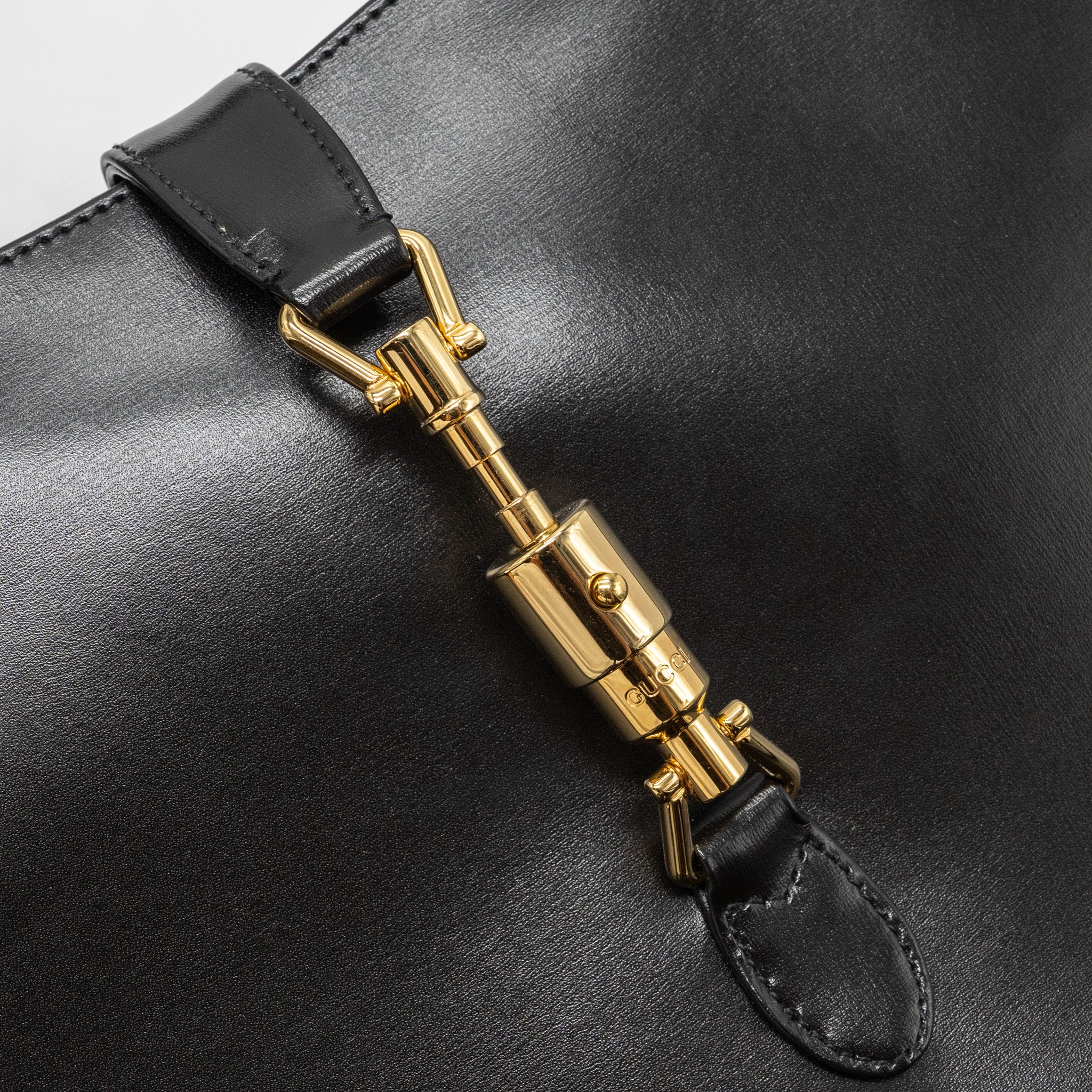 GUCCI JACKIE 1961 MEDIUM BAG CALFSKIN BLACK GHW