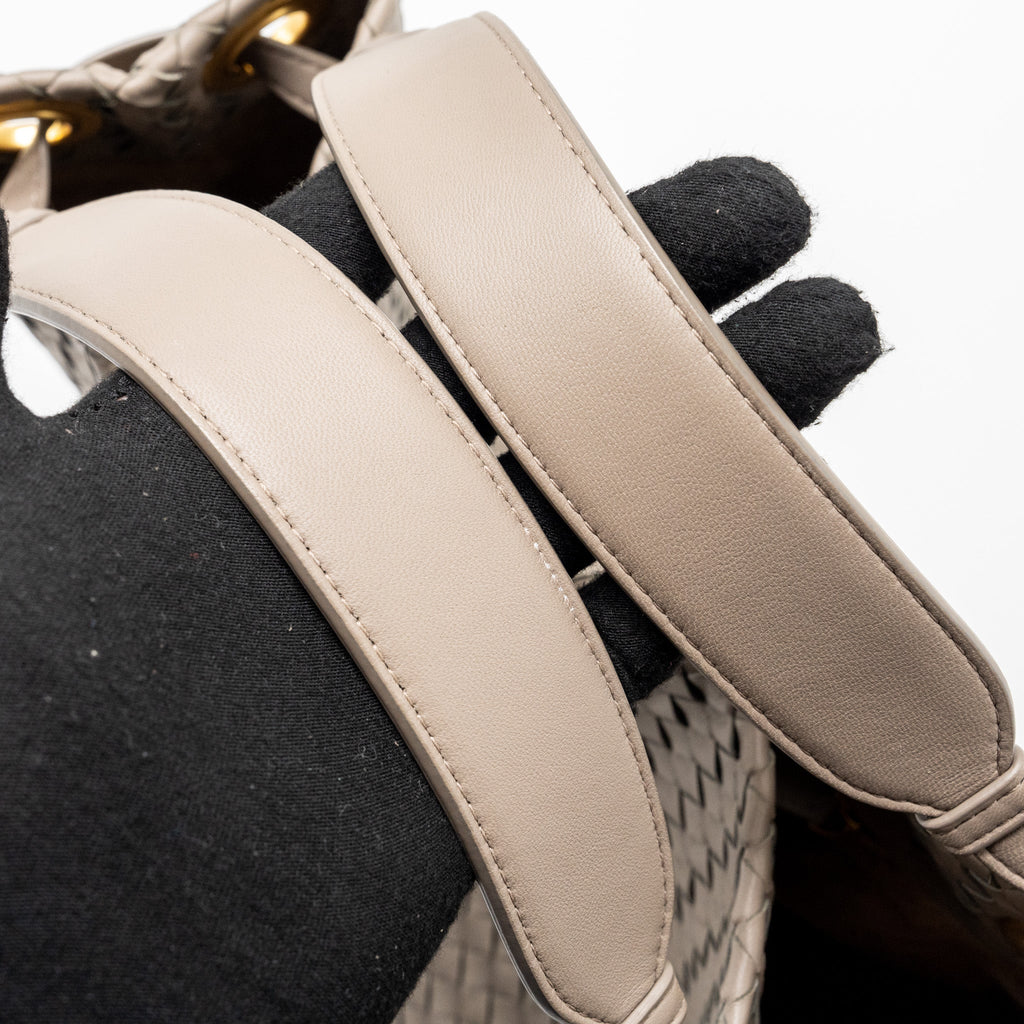 BOTTEGA VENETA TOTE BAG LAMBSKIN GREY GHW