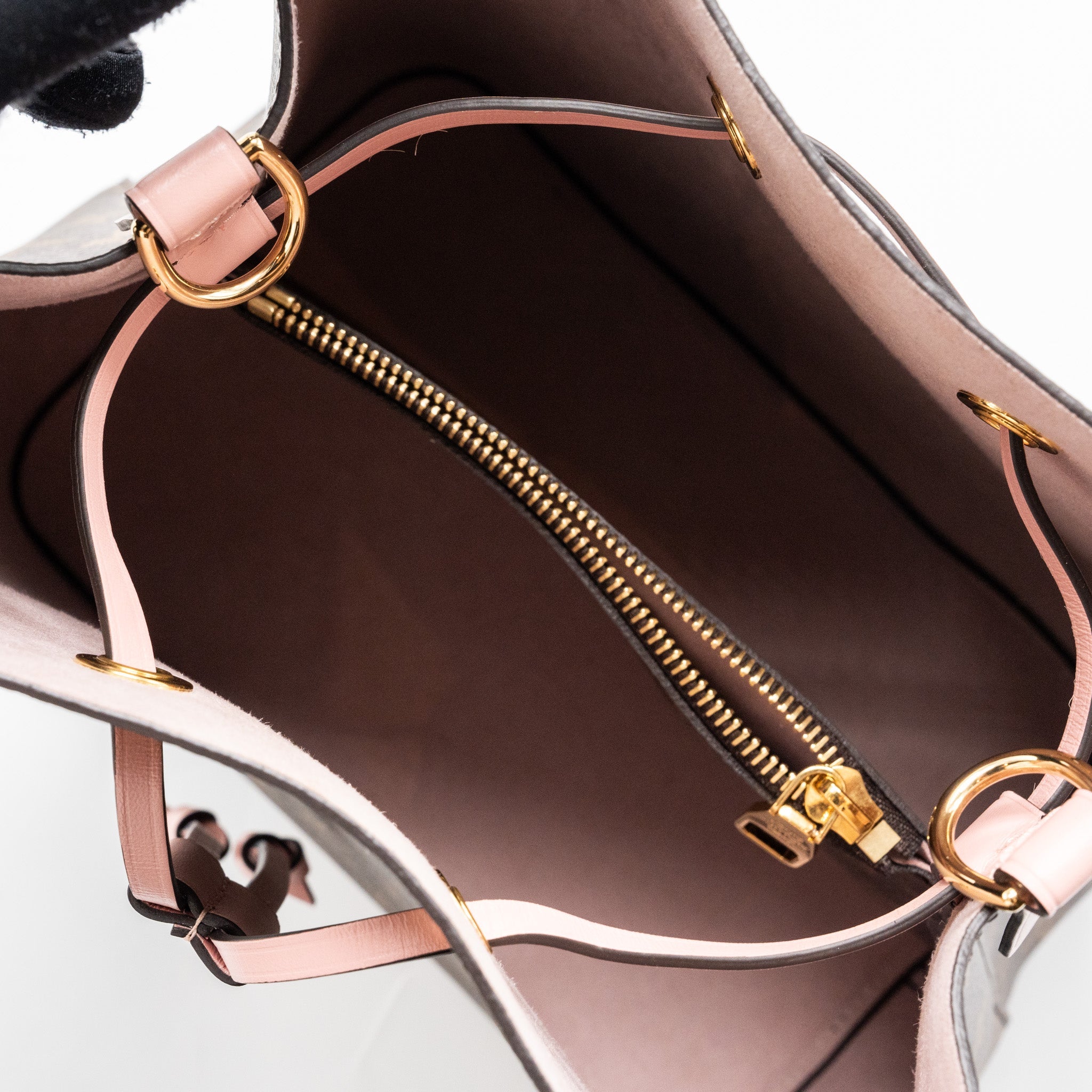 LOUIS VUITTON NEO NOE MONOGRAM CANVAS/PINK GHW