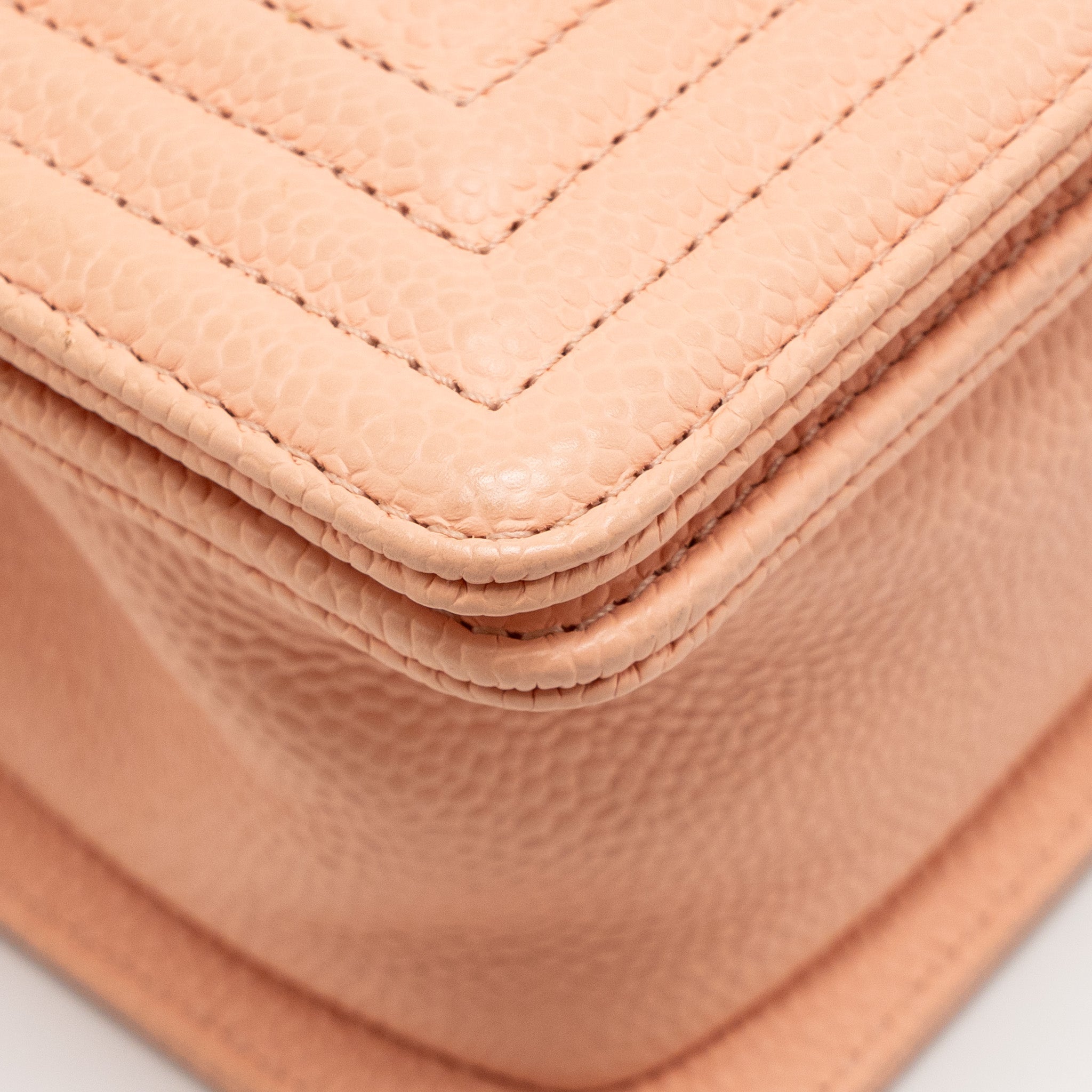 CHANEL SMALL BOY BAG CAVIAR LIGHT PINK LGHW