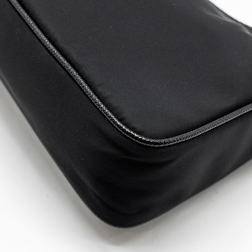 PRADA RE-EDITION 2005 RE-NYLON AND SAFFIANO MINI BAG BLACK SHW