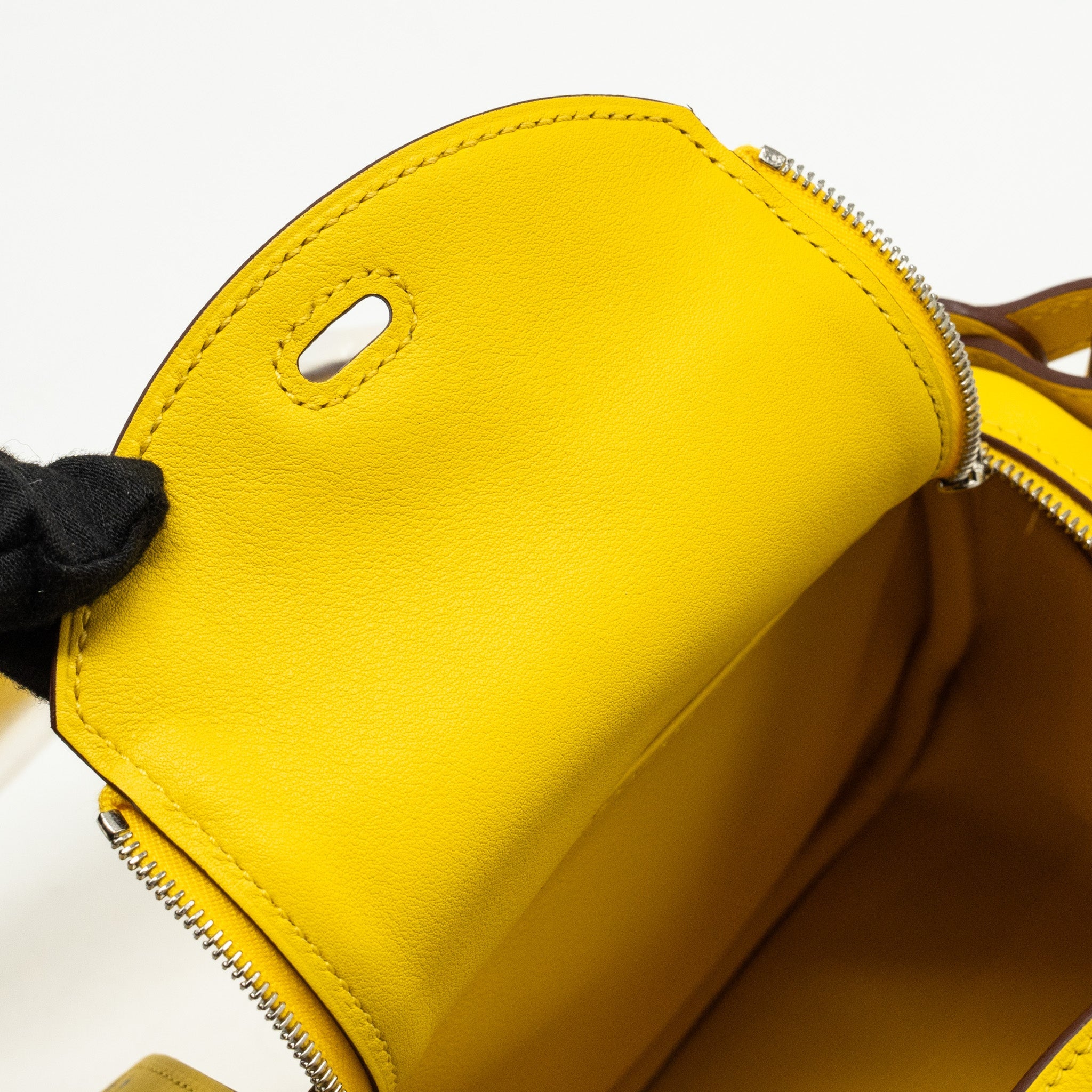 HERMES MINI LINDY SWIFT 9O JAUNE DE NAPLES SHW