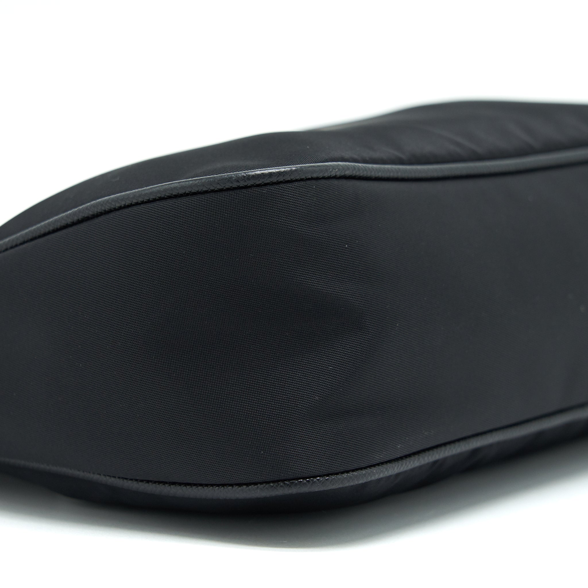 SAINT LAURENT TOY LOU LOU BLACK SHW