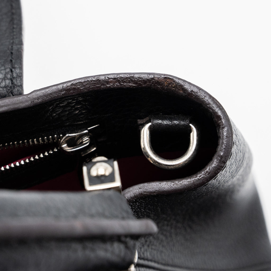 LOUIS VUITTON CAPUCINES PM CALFSKIN BLACK SHW