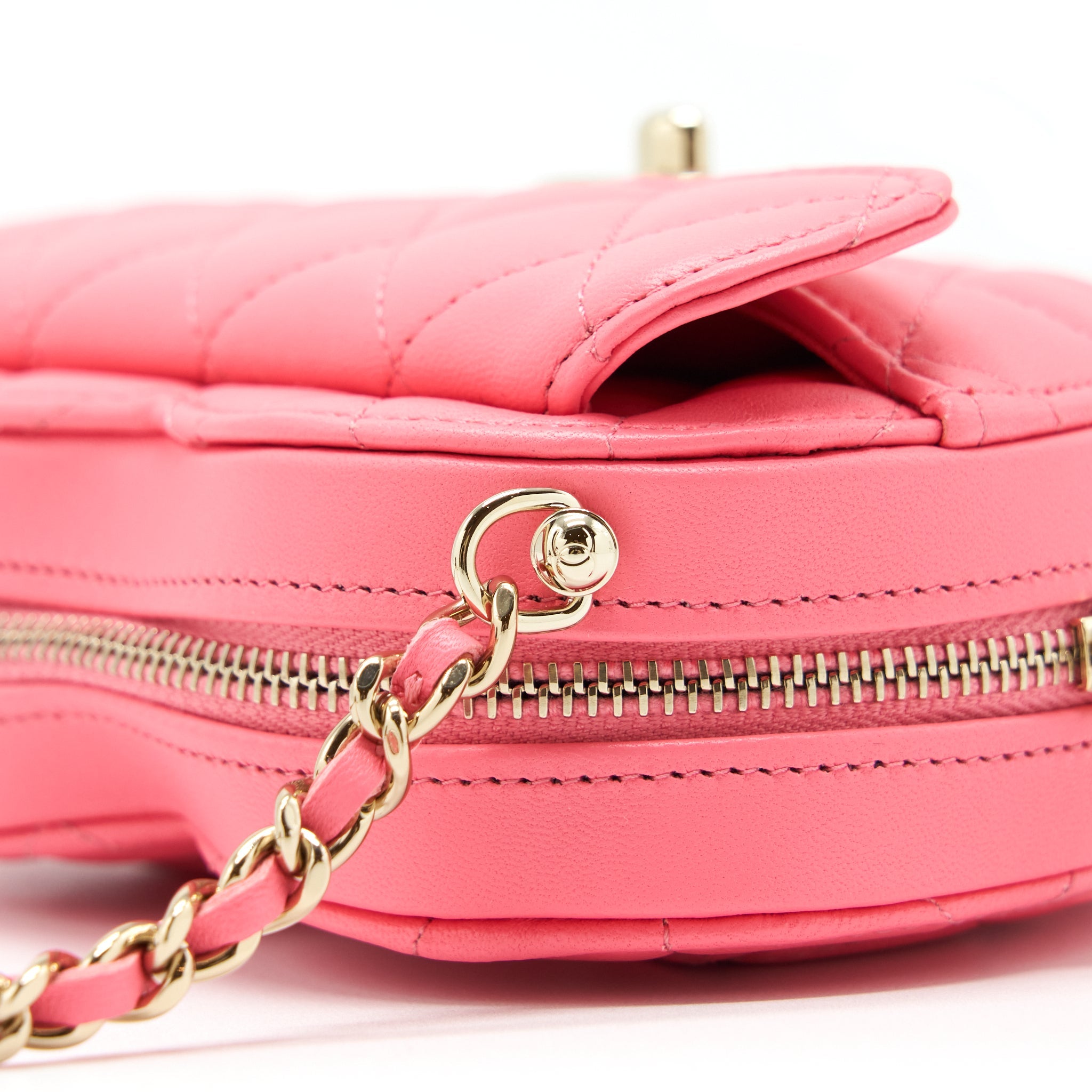 CHANEL 22S SMALL HEART BAG LAMBSKIN PINK LGHW